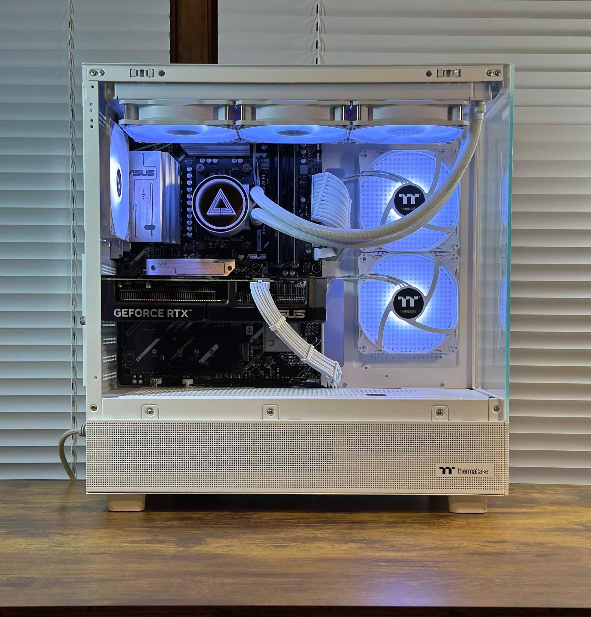 RTX 5070 12GB | Ryzen 7 7700 | 32GB DDR5 | 3TB Storage | Win11 | WIFI | 1440P/4K Gaming PC