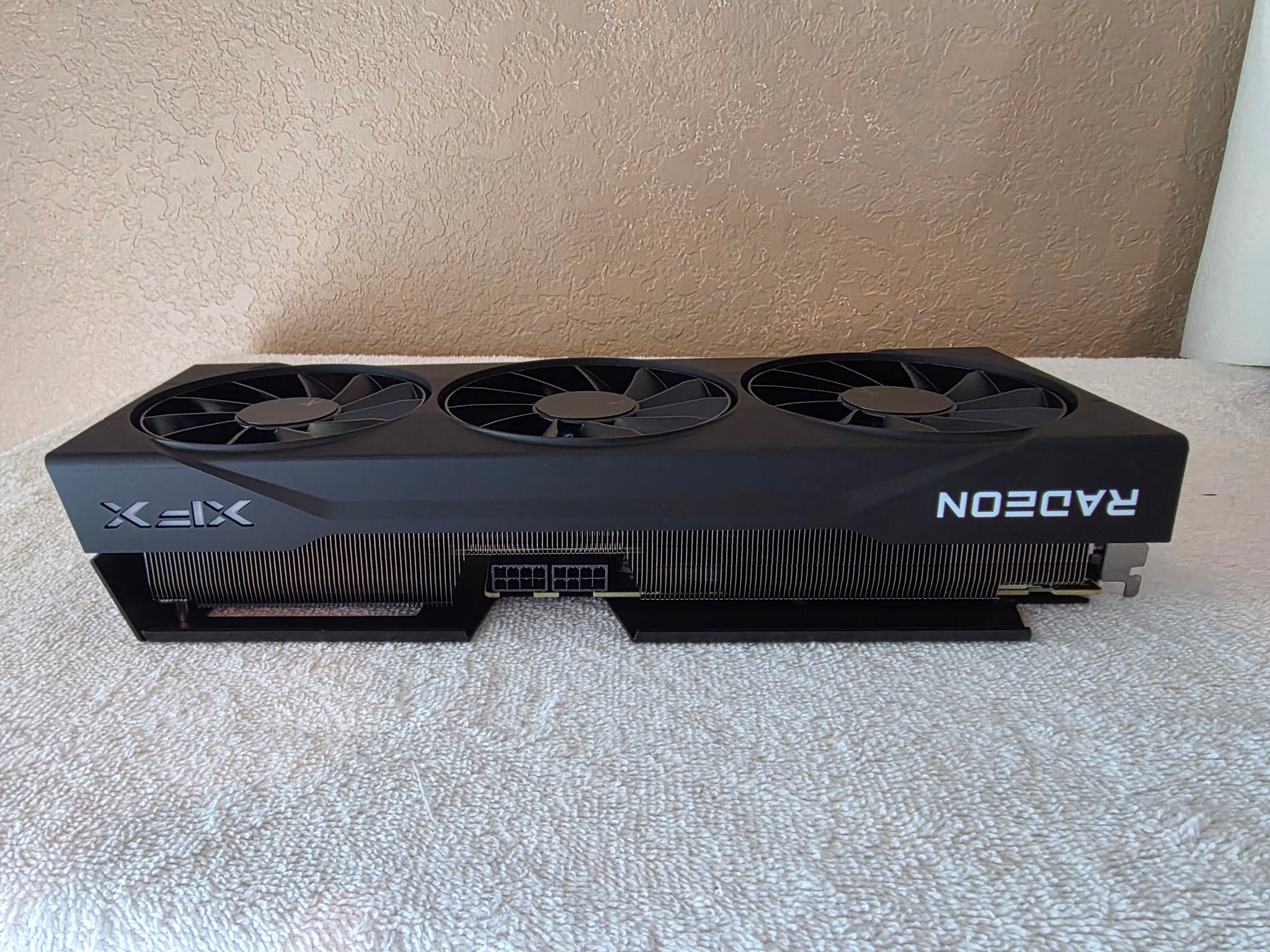 XFX Swift AMD Radeon RX 9070XT Triple Fan Gaming 16GB