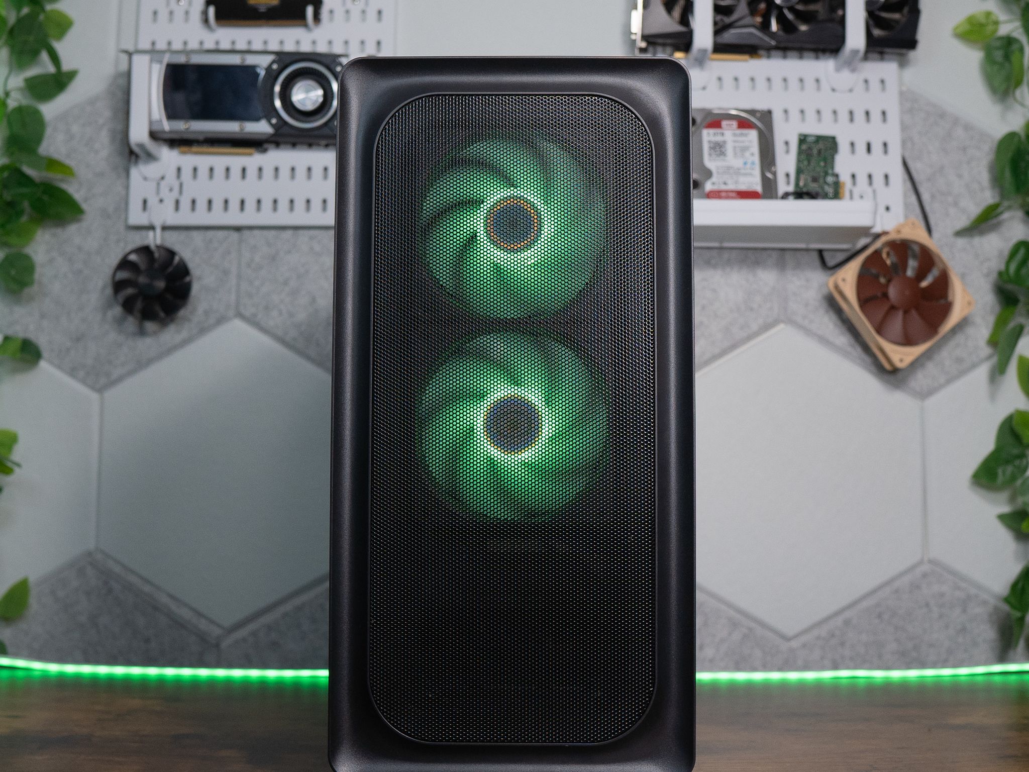 🟣⛈️ | EVGA RTX 3080 10GB | RYZEN 7 5700G | 32GB DDR4 RAM | 1TB NVME + 1TB HDD | Amethyst Guardian