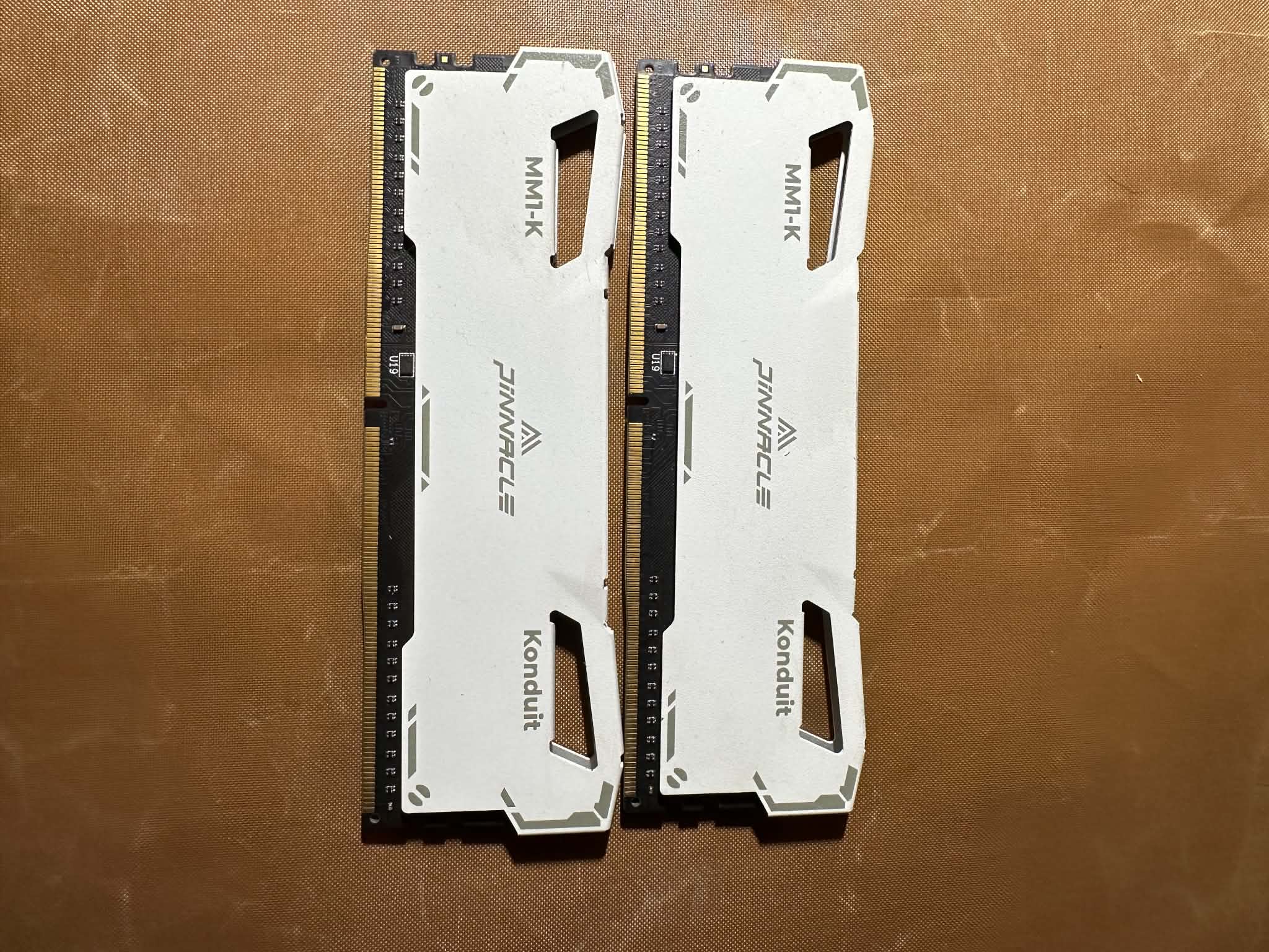 Pinnacle Konduit 16GB (2x8GB) DDR4-3600MHz RAM Kit CL18