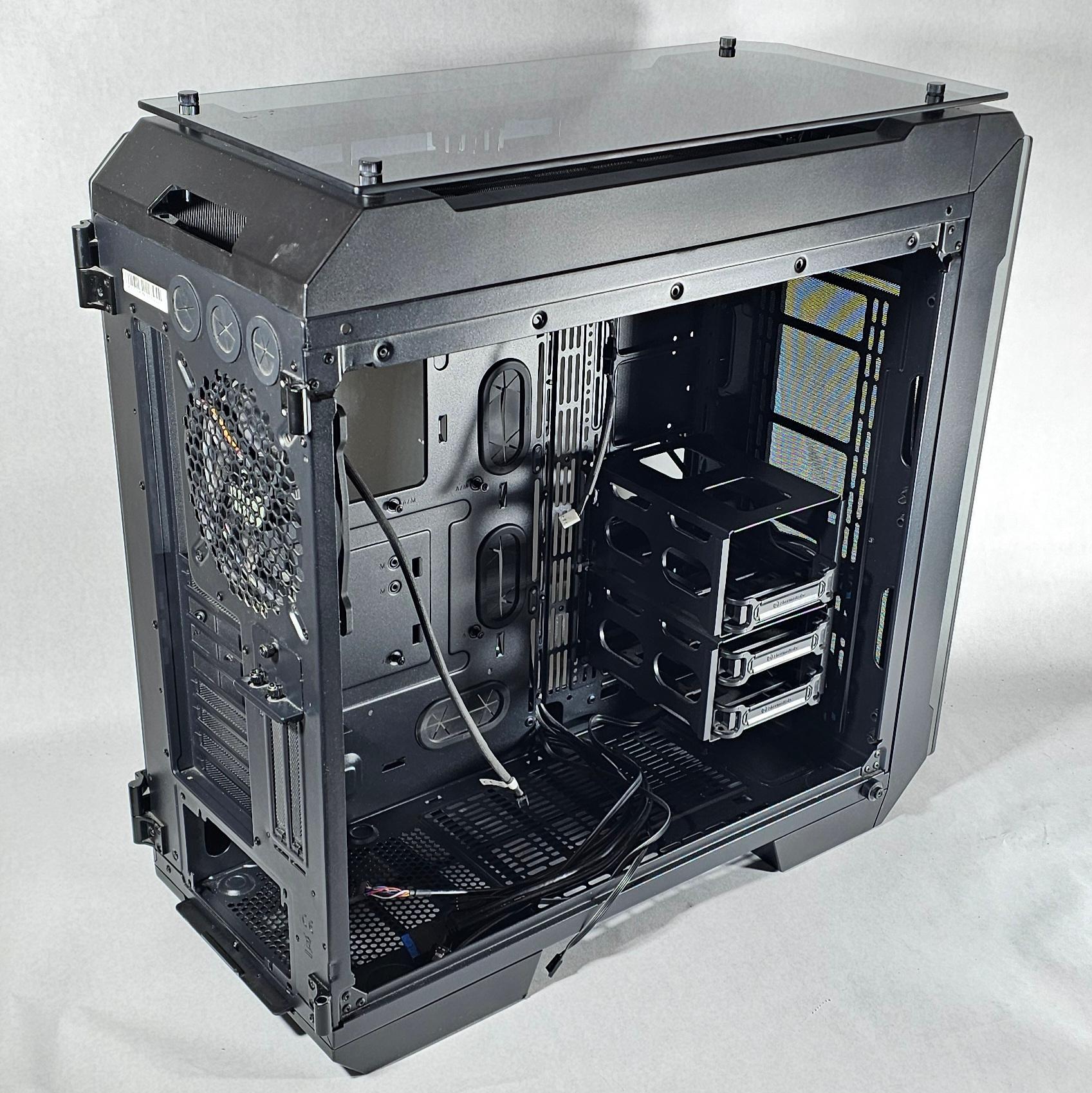 Thermaltake View 71 Tempered Glass Edition Full-Tower PC Case