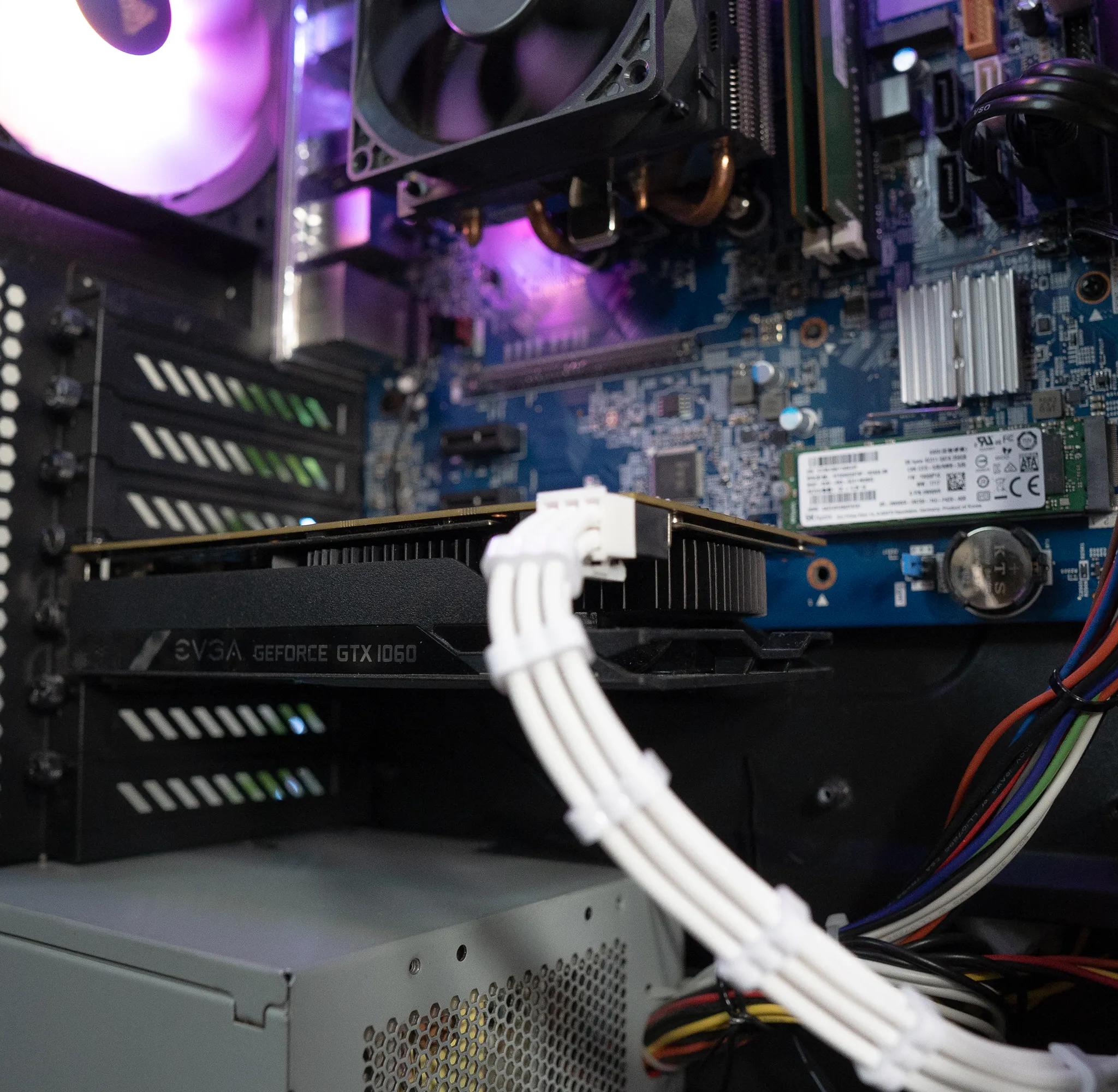 🎮👾 | EVGA GTX 1060 6GB | RYZEN 5 1600X | 16GB DDR4 RAM | 256GB M.2 SSD + 1.5TB HDD | Elite Borealis