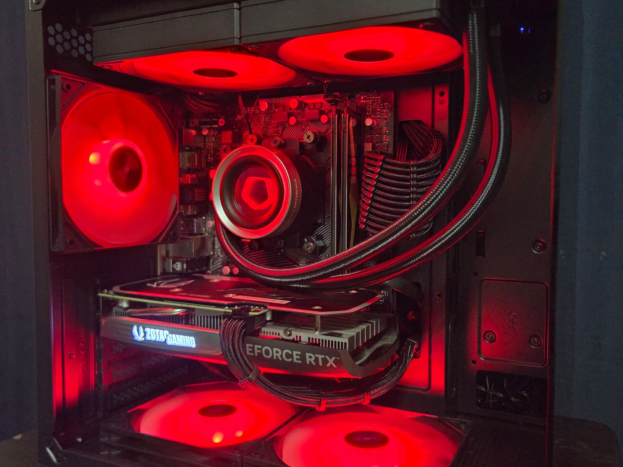 GeForce RTX 4060 Custom Gaming PC - Ryzen 5 5600, 16GB RAM