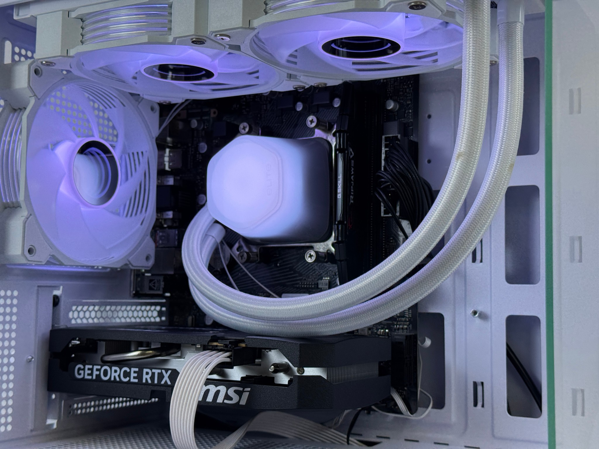 Ryzen 5 X3D | RTX 5060 | 16GB RAM | 1TB NVMe SSD | White Custom Gaming PC