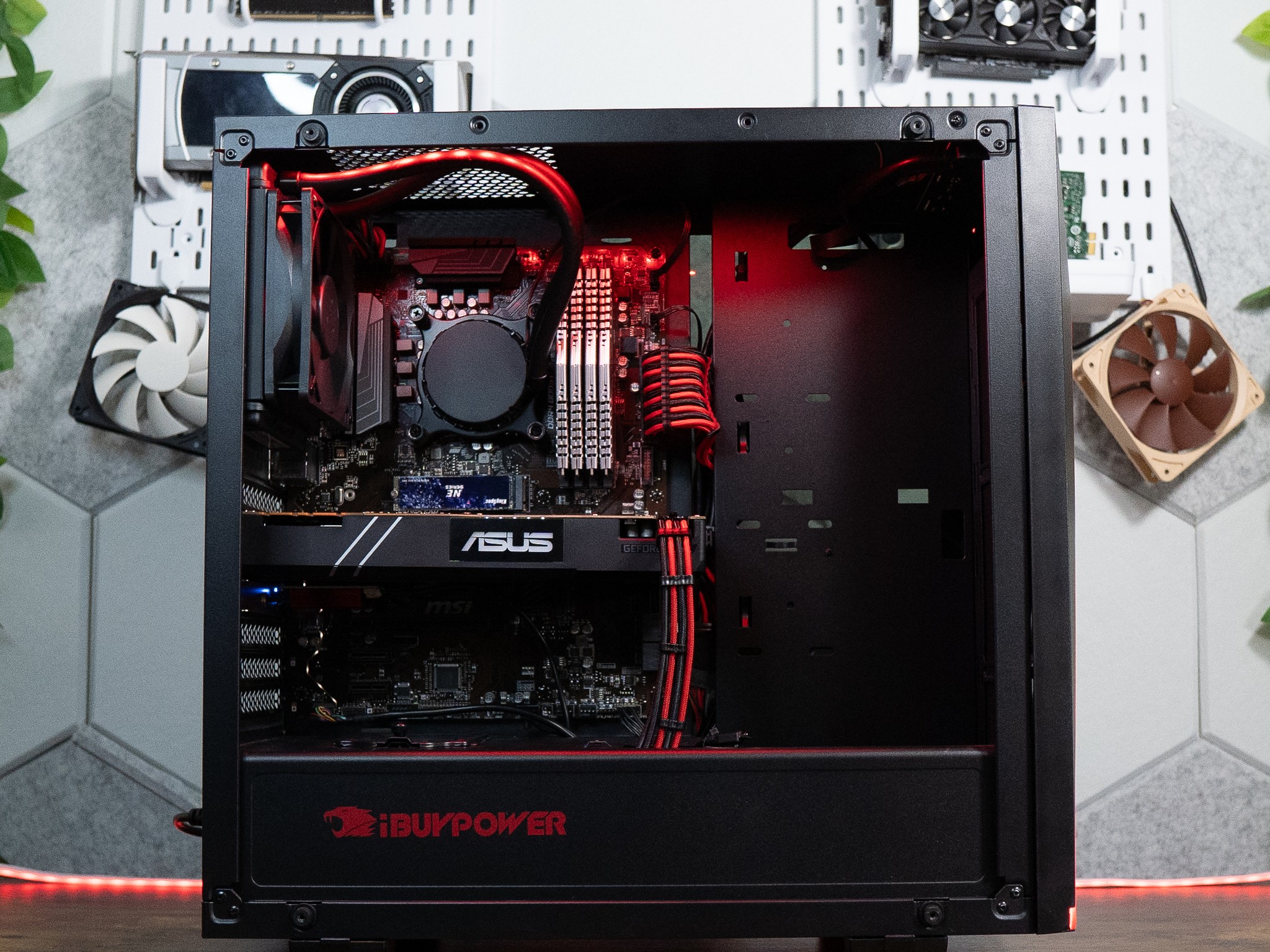 🩸🩸 | ASUS GTX 1070Ti 8GB | INTEL i7 8700K | 32GB RAM | 2TB | iBuyPower - Ruby Rocket