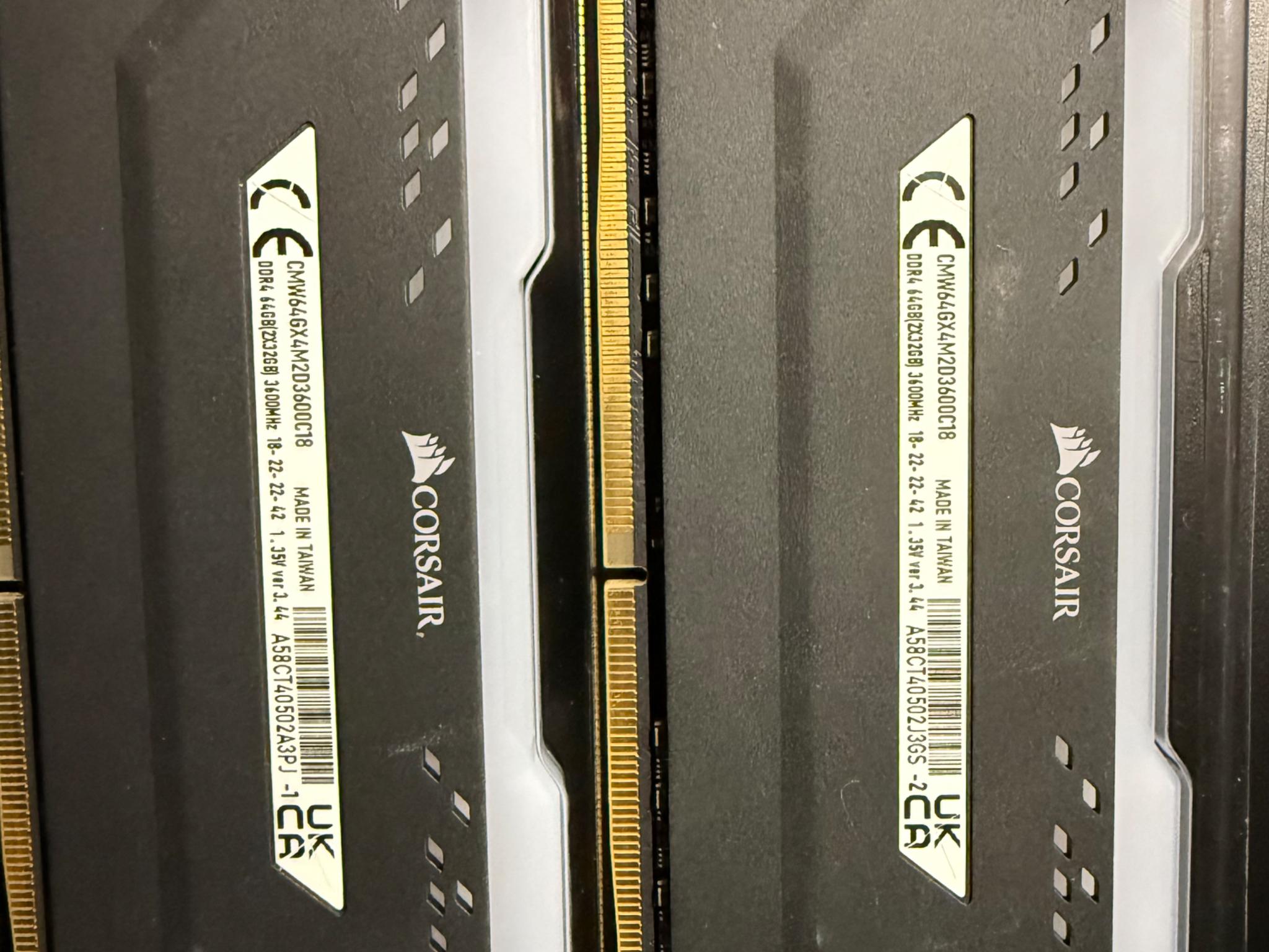Corsair vengeance RGB pro 4x32gb ddr4 ram