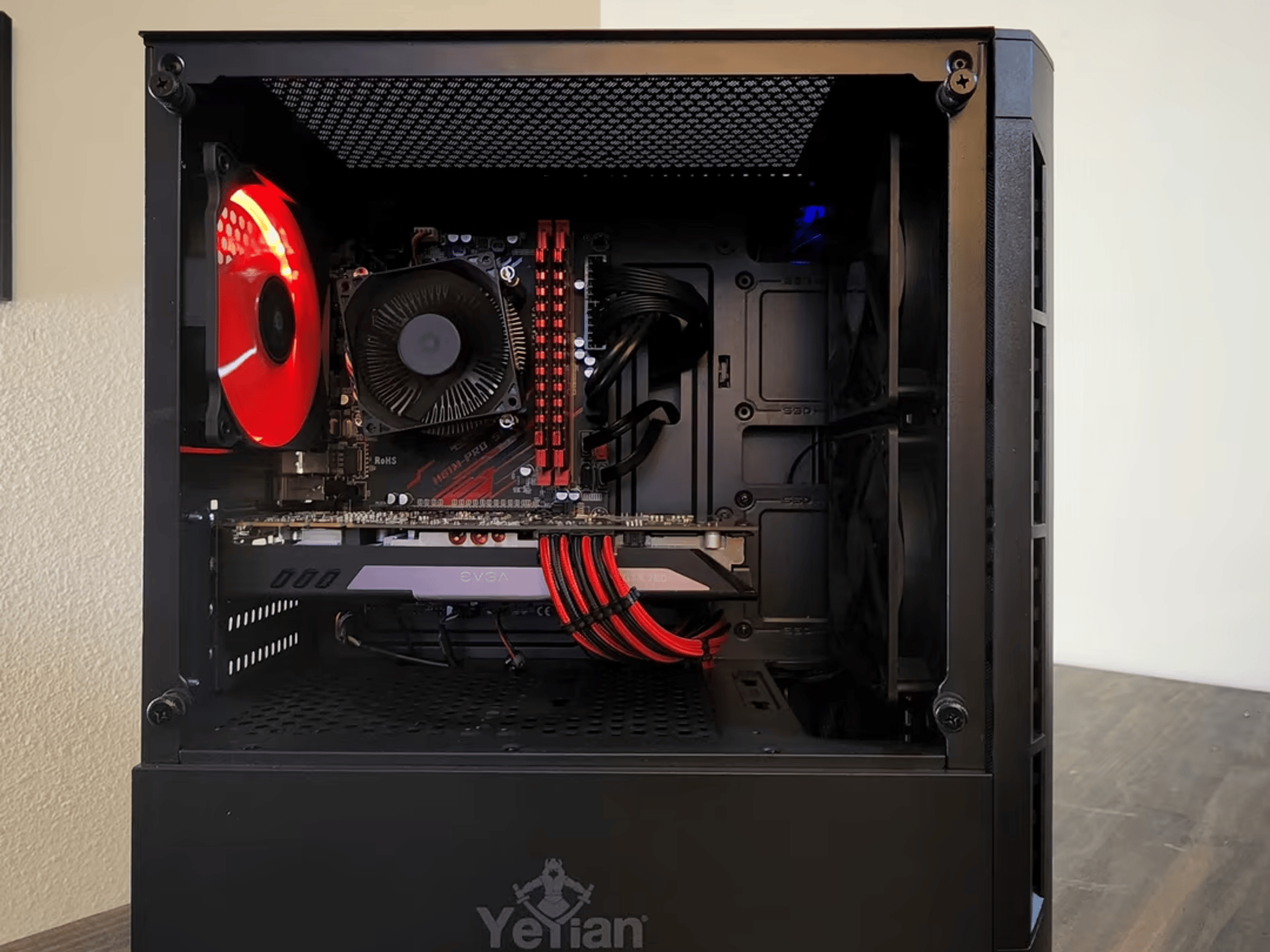 Intel Core i7 4770 // EVGA GeForce GTX 760 2G // GSkill Ripjaws 8GB