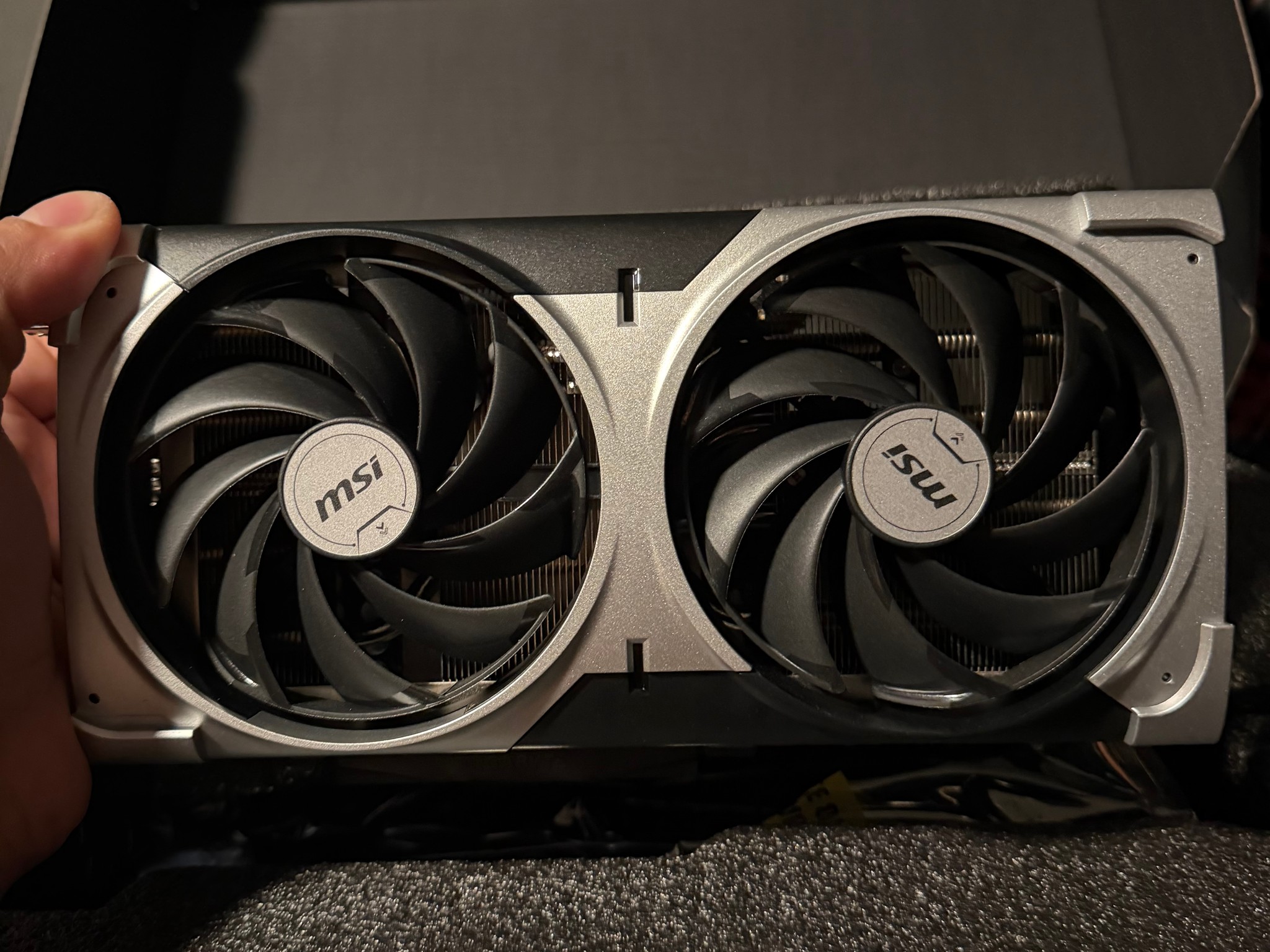 MSI VENTUS 2X OC BLACK GeForce RTX 5070