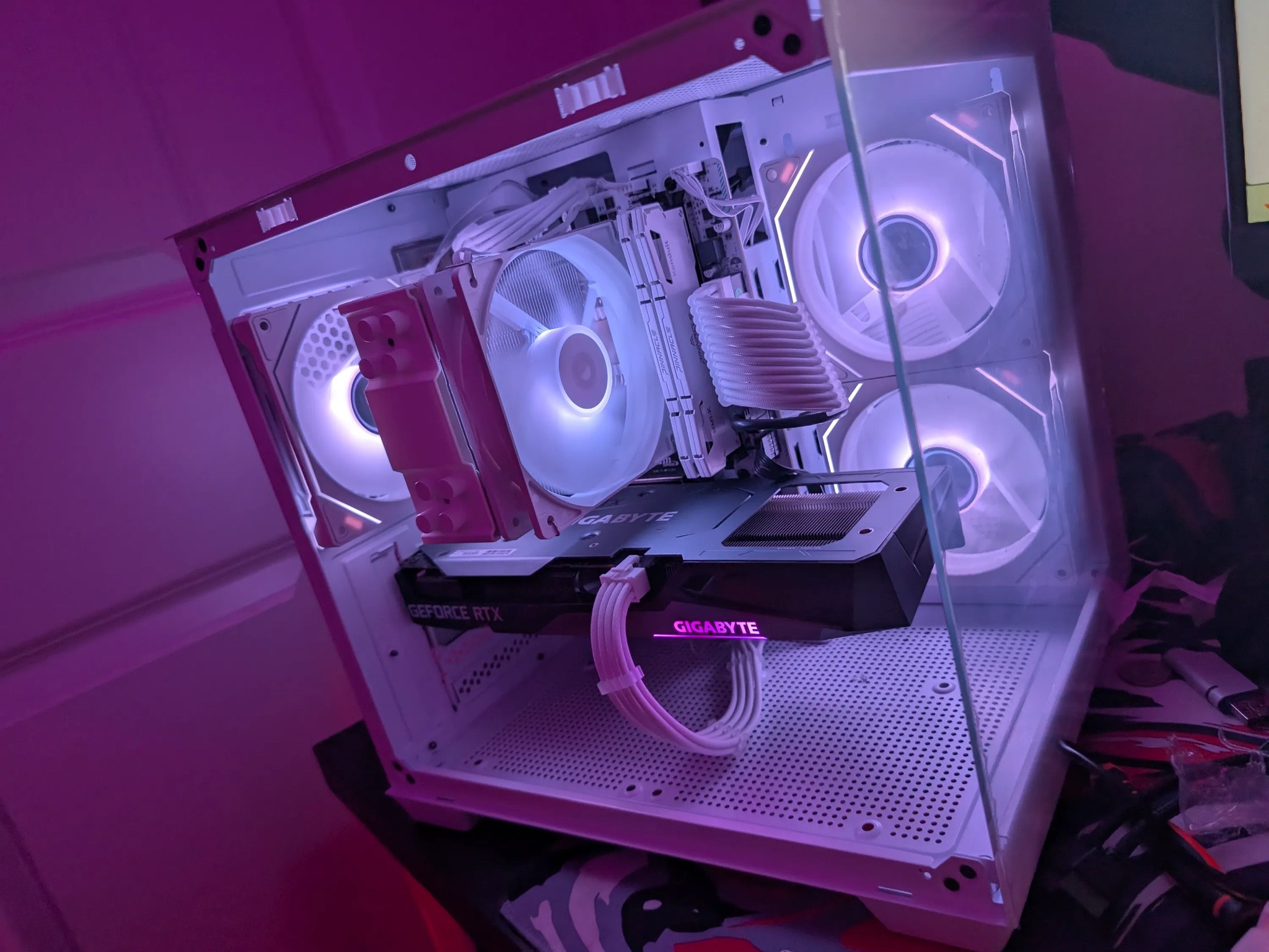 WHITE PC / 5600G/ 3060ti / 16gb/ 1tb