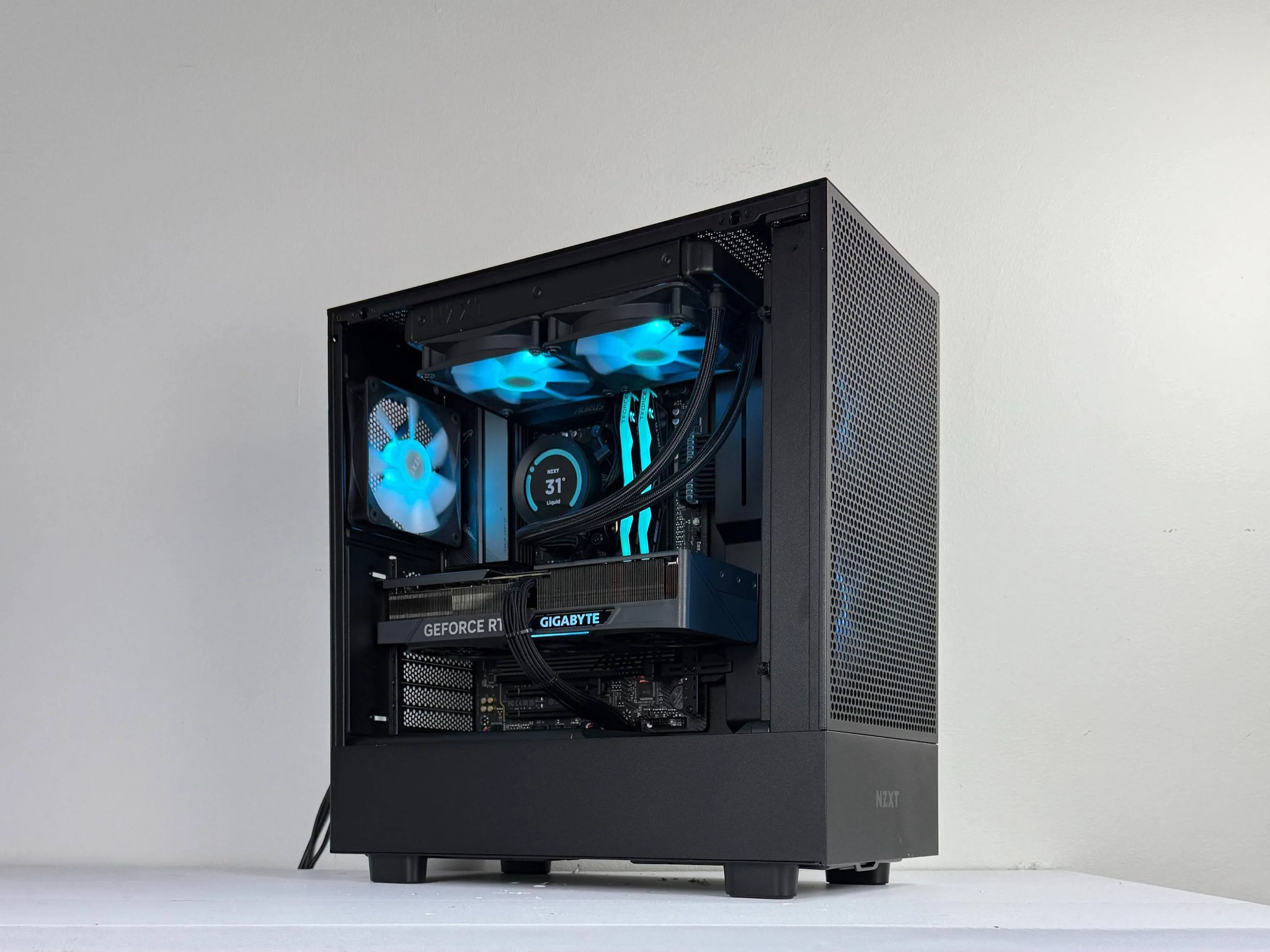 💠Novaflux💠  | 1440p Streaming PC | Ryzen 7 7800X3D | Nvidia RTX 4070 Ti | 32GB DDR5 6000MHz