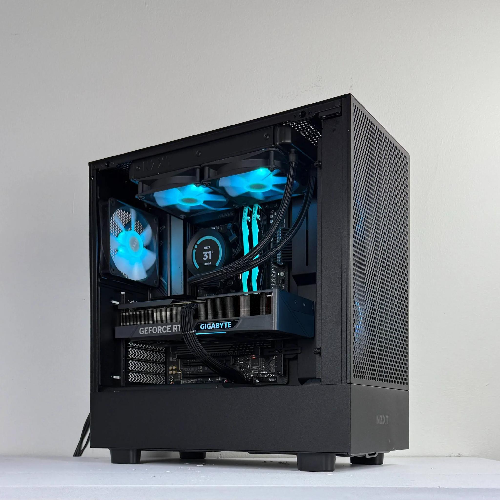 💠Novaflux💠  | 1440p Streaming PC | Ryzen 7 7800X3D | Nvidia RTX 4070 Ti | 32GB DDR5 6000MHz