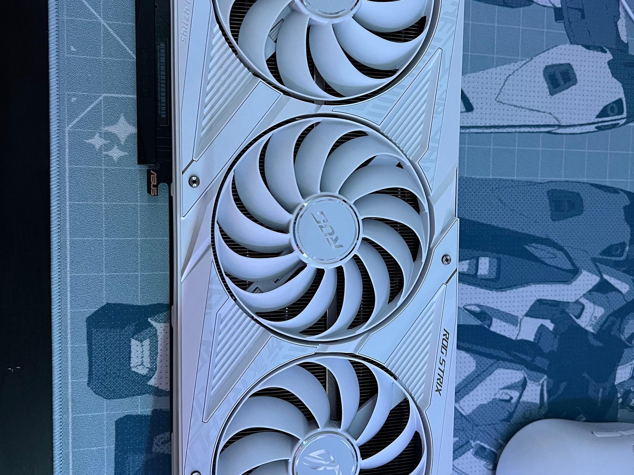 ASUS STRIX RTX 3080 10GB - White Edition 