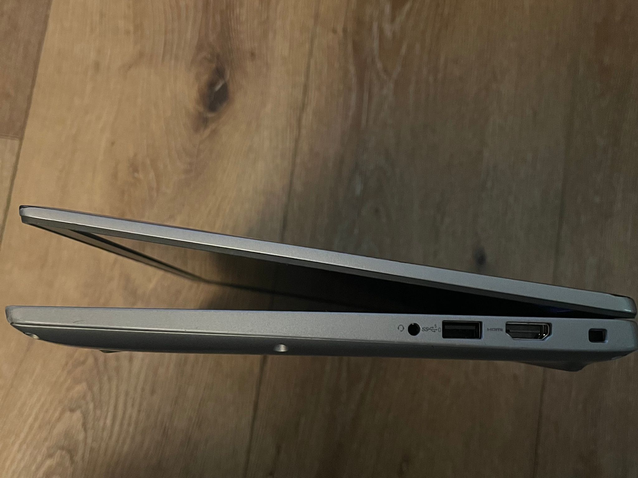 Dell Precision 3490 Core Ultra 7 165H 16GB/512GB