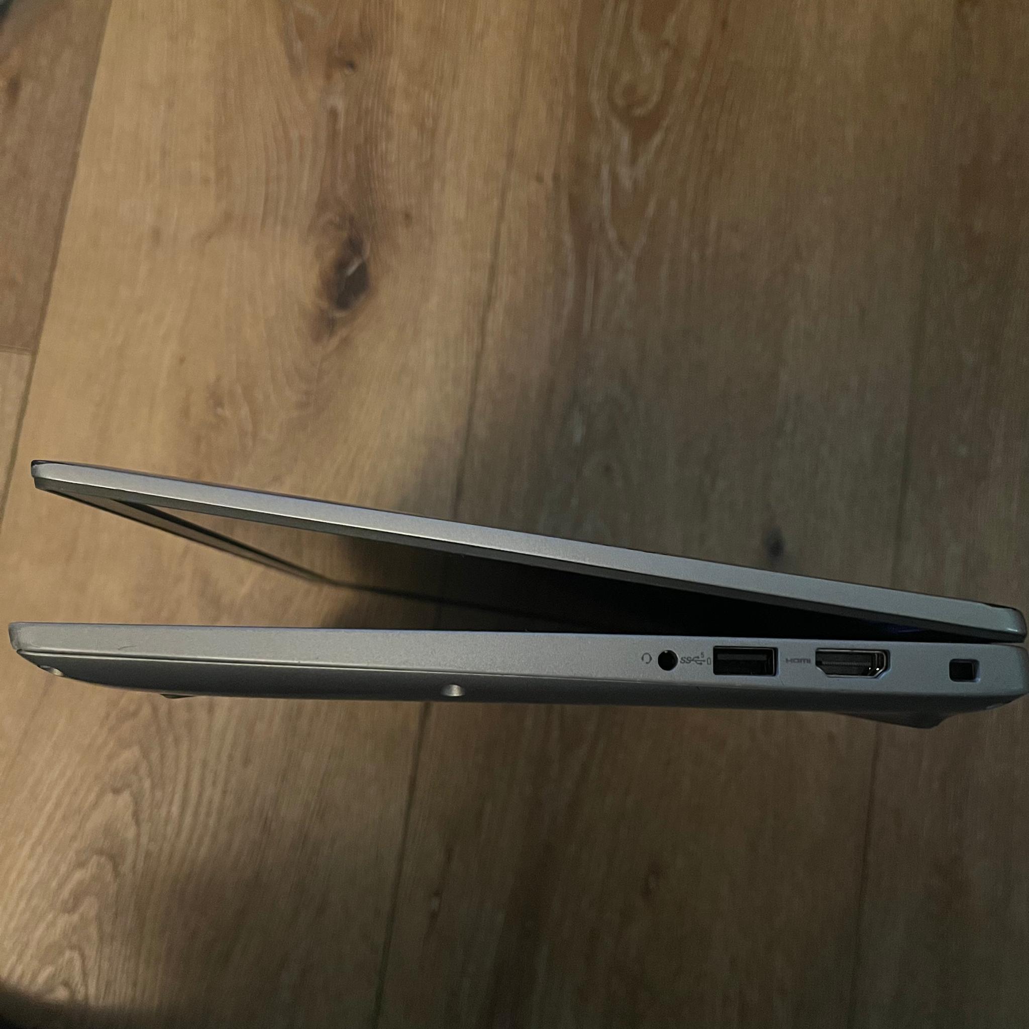 Dell Precision 3490 Core Ultra 7 165H 16GB/512GB