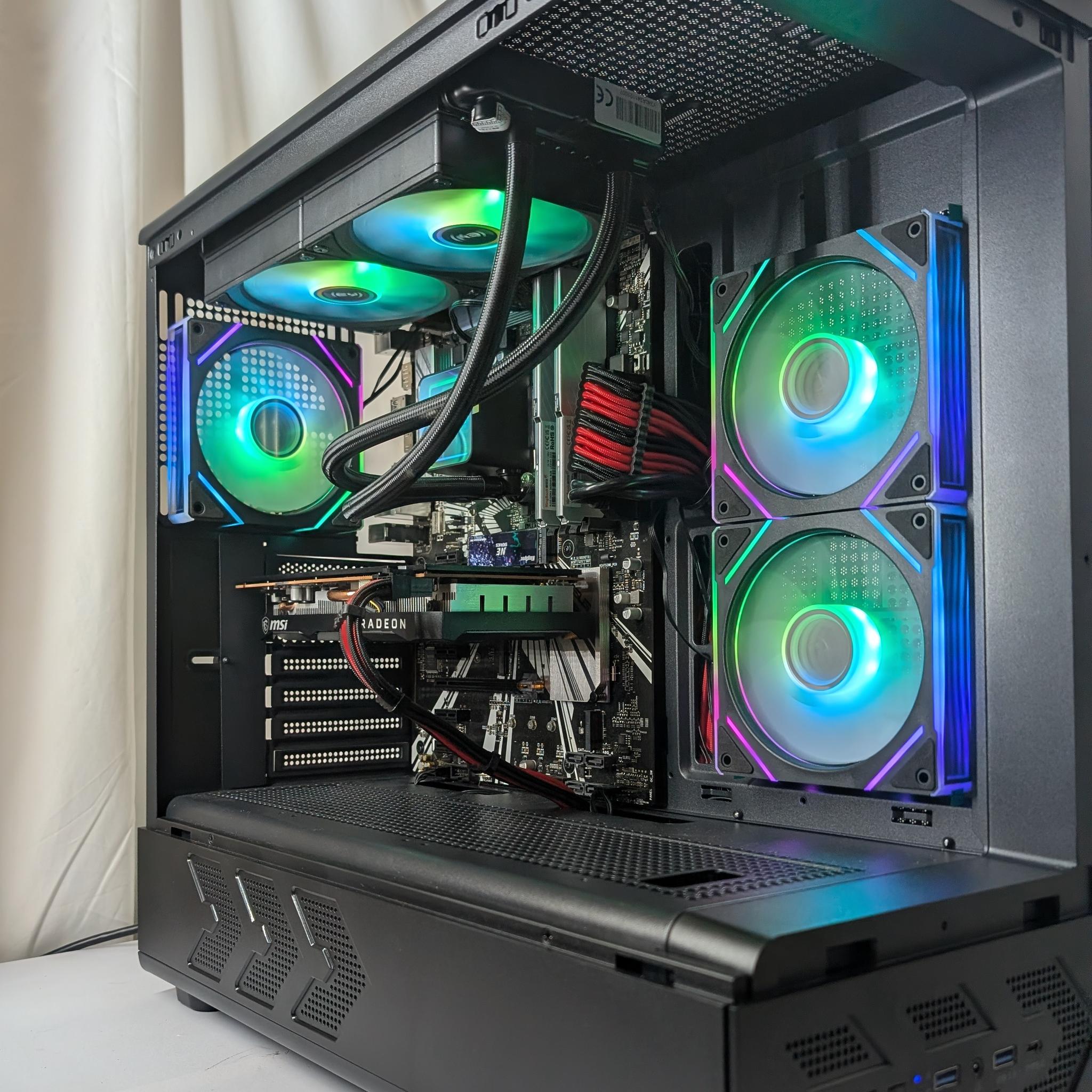 RX 6000 XT | I7 9700 | 16GB DDR4 | 650W | 500GB NVME