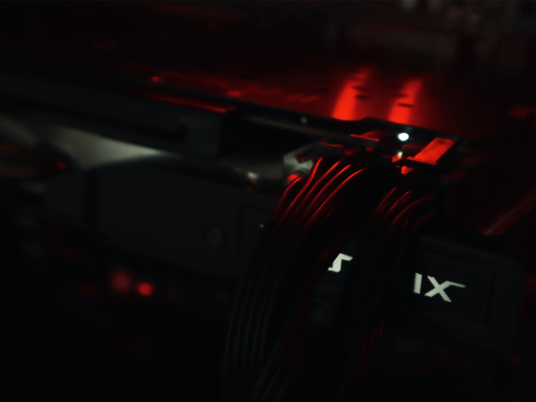 embr | i7 6700/GTX 980 RGB Gaming PC 