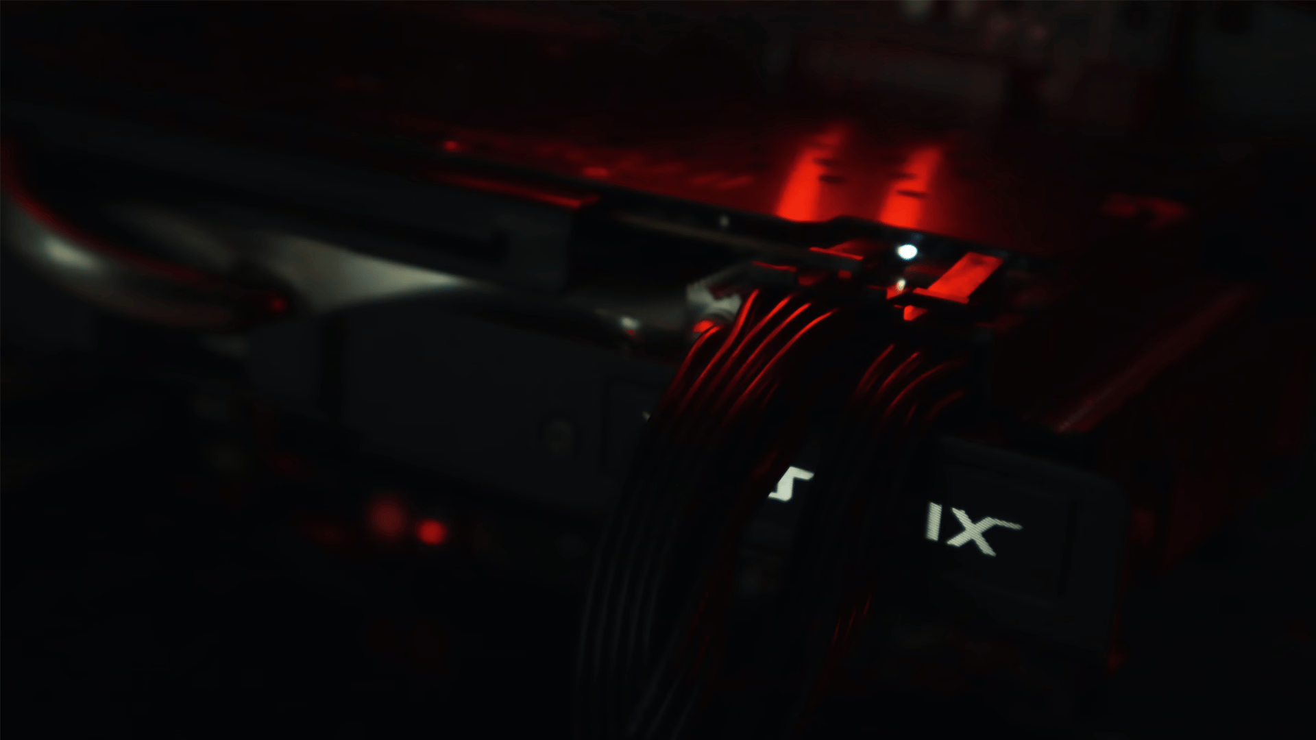 embr | i7 6700/GTX 980 RGB Gaming PC 