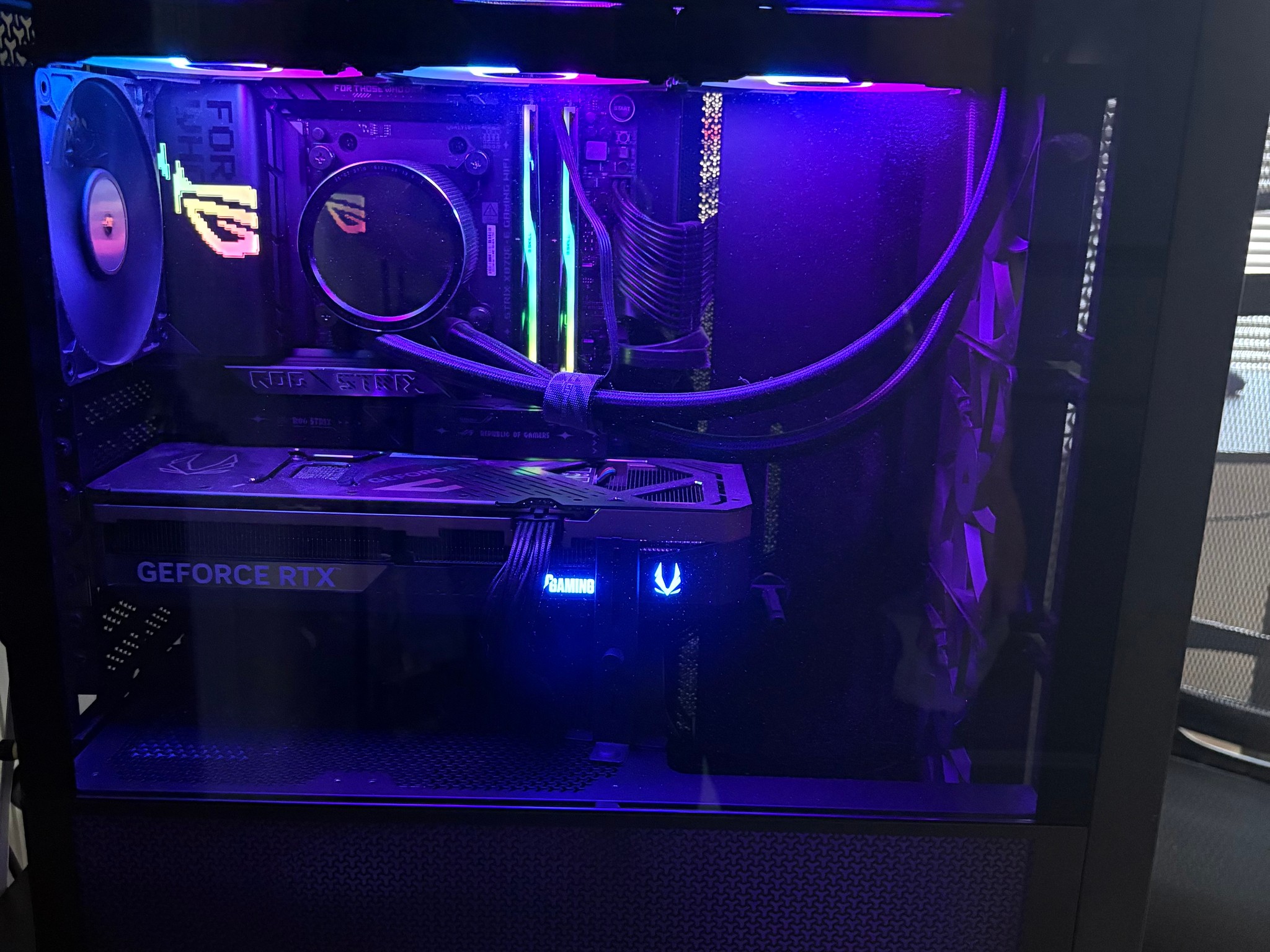 Custom Gaming PC Build. RTX 5080 16GB | Ryzen 7 9800x3D | WD_BLACK SN850X 4TB | 64GB DDR5 6000 CL30