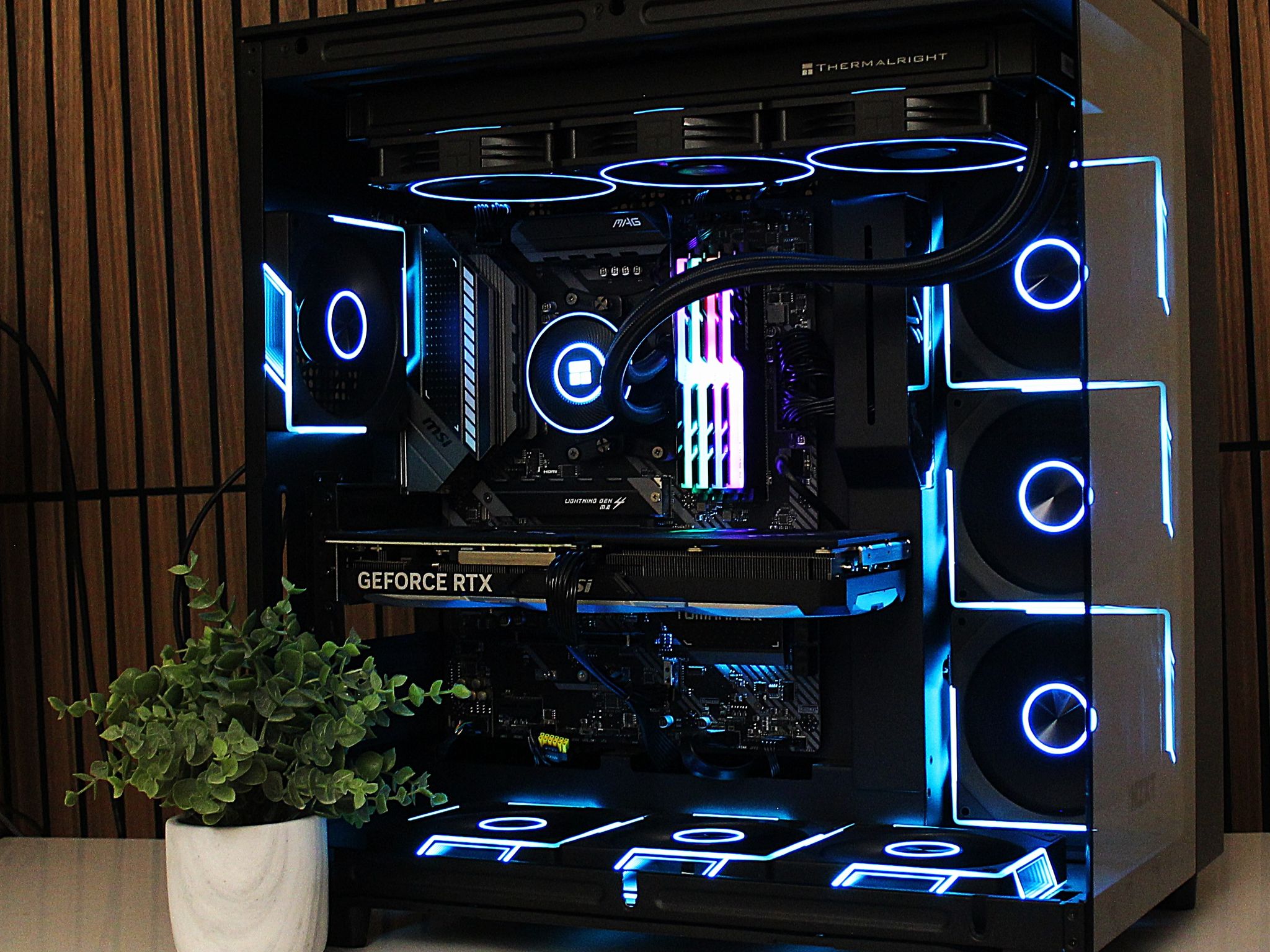 4070 12 GB | Ryzen7  5800X  | 32GB Ram | NVME  | 850W GOLD | Win 11 | Liquid Cooled