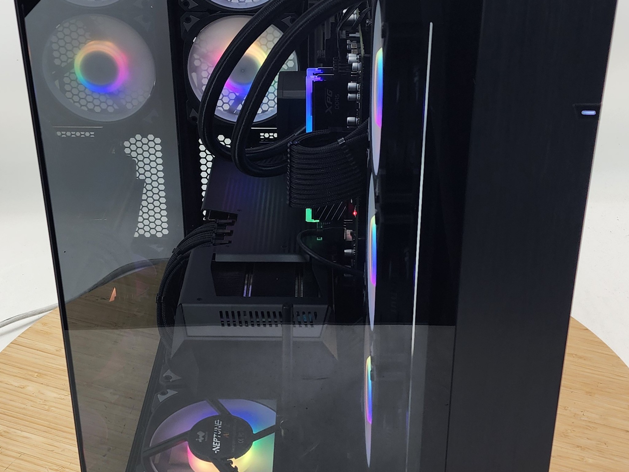 Gaming PC Ryzen 7 7800X3D 32GB RAM 2TB SSD RX 9070 XT 16GB Windows 11 Computer