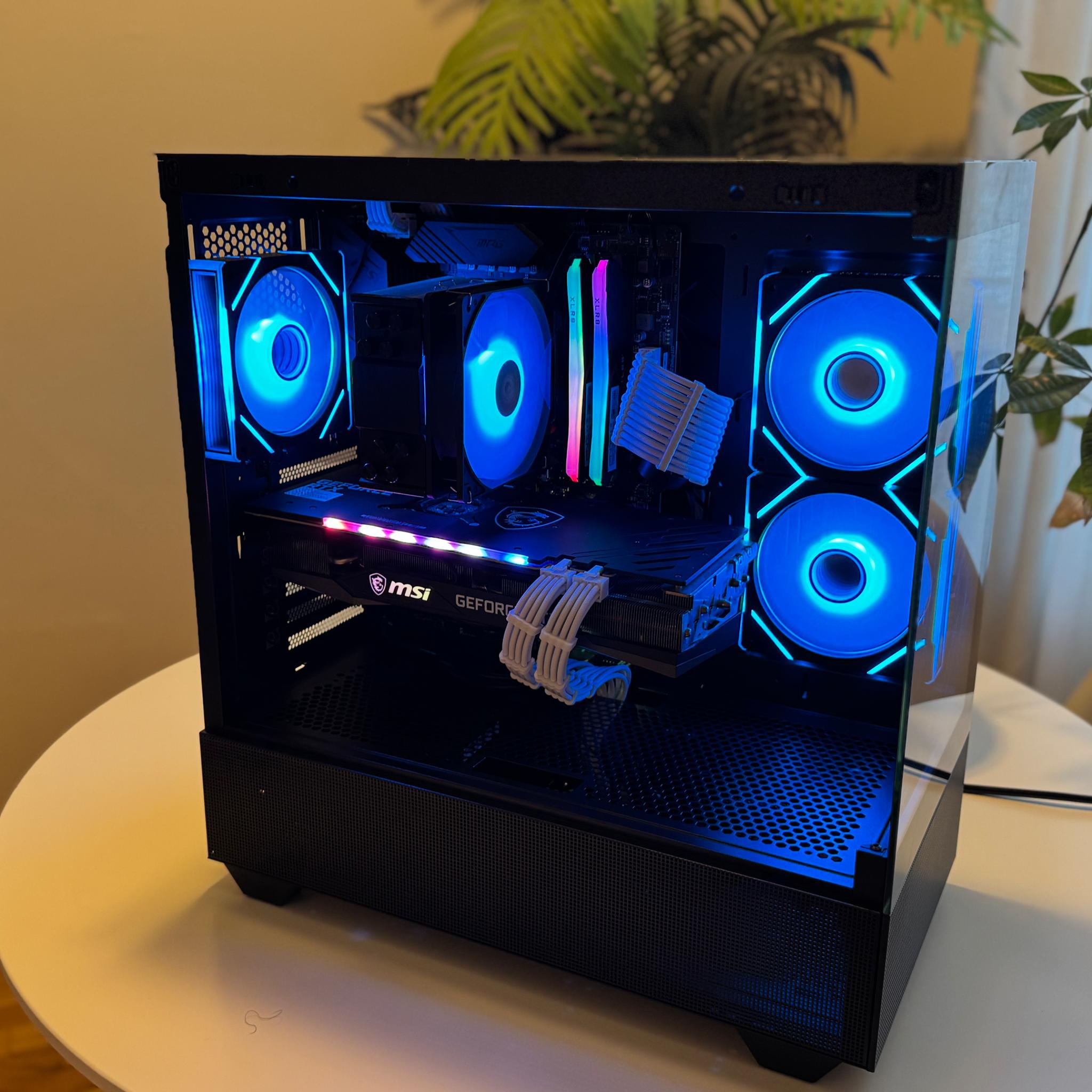 (New) Gaming PC (RTX 3070 + Ryzen 7 5700x)