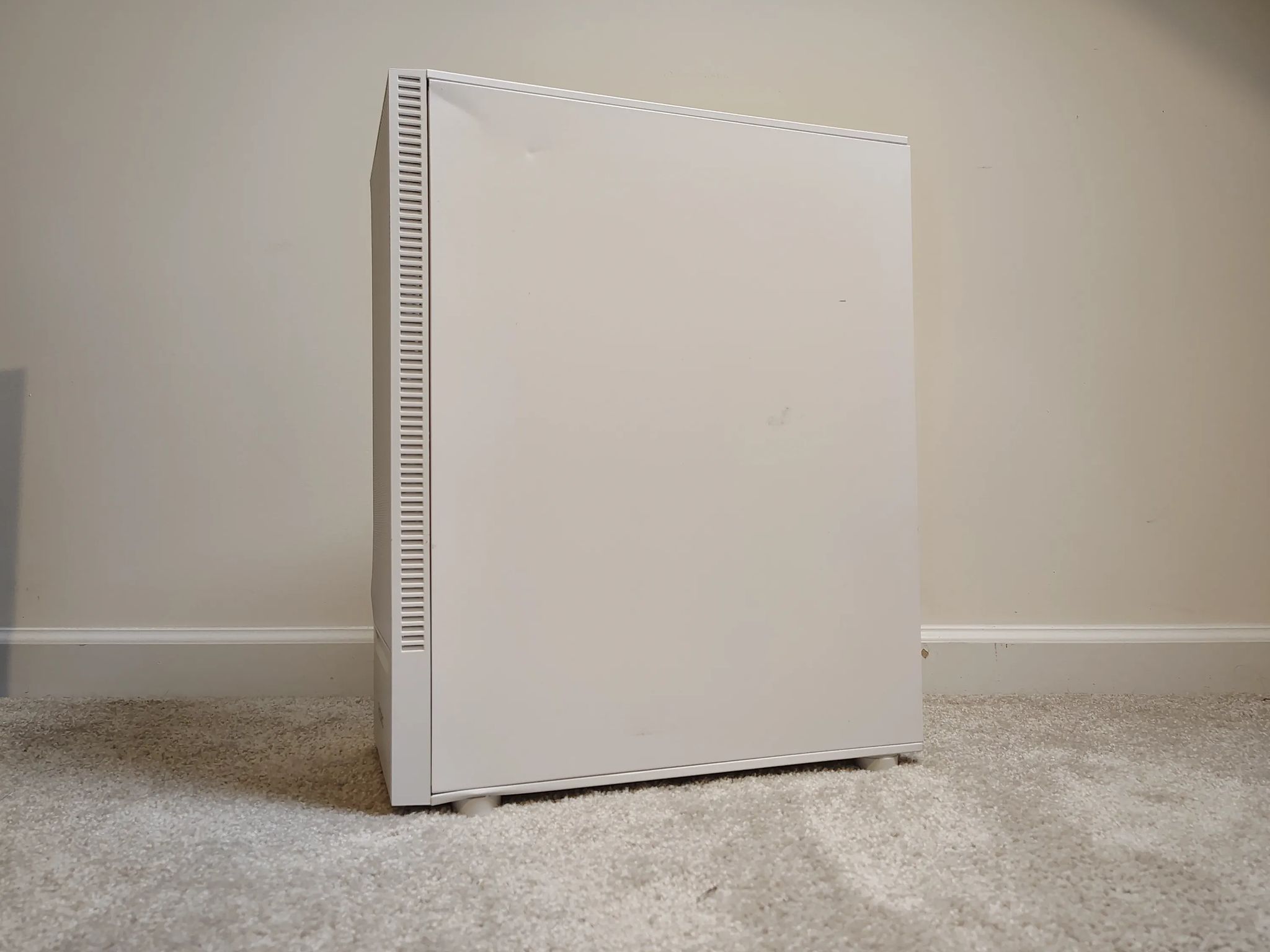 READ Antec RGB Tower Case ATX