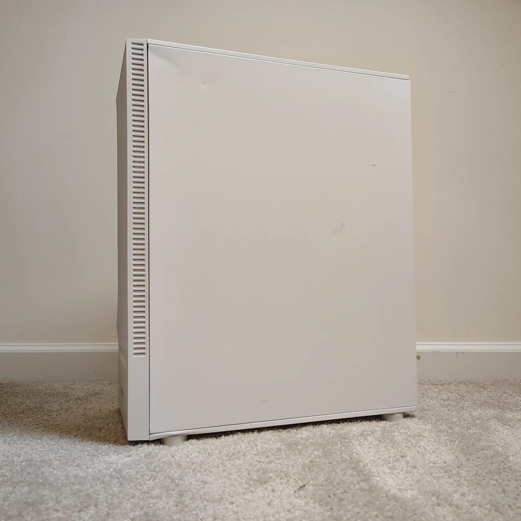 READ Antec RGB Tower Case ATX