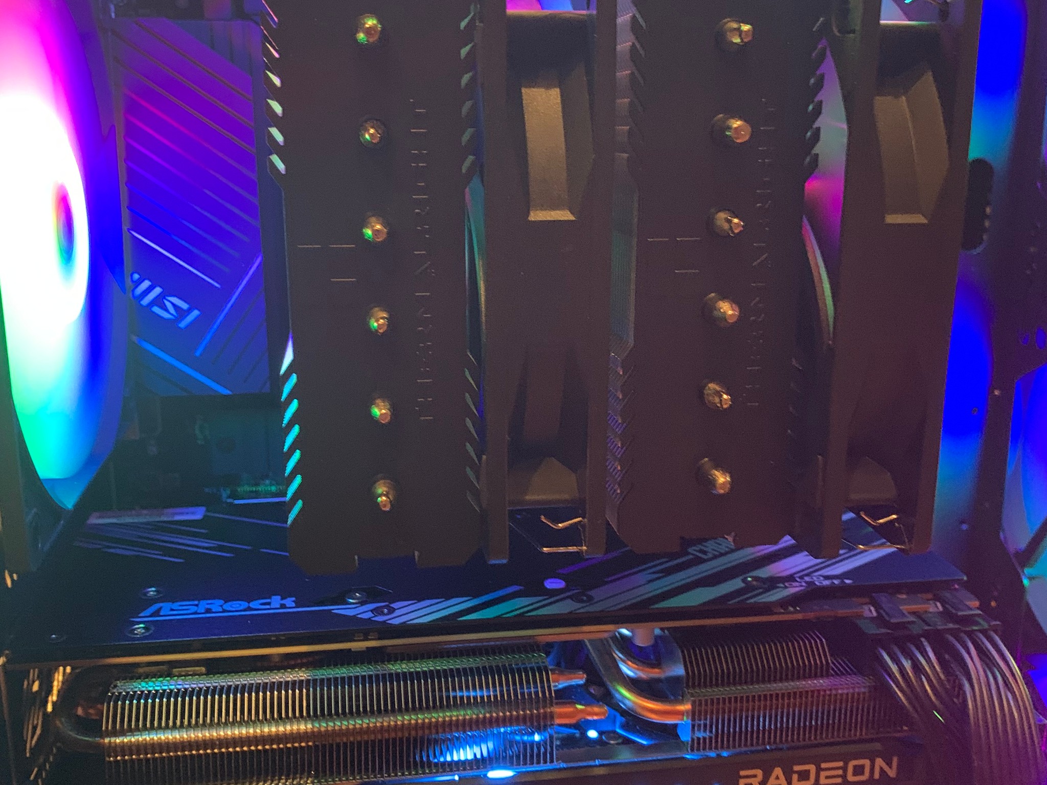 NEW i5 12600KF RX 7800XT MID-RANGE CUSTOM GAMING PC 16GB RAM RGB LIGHTS 1TB SSD WINDOWS 10 WIFI