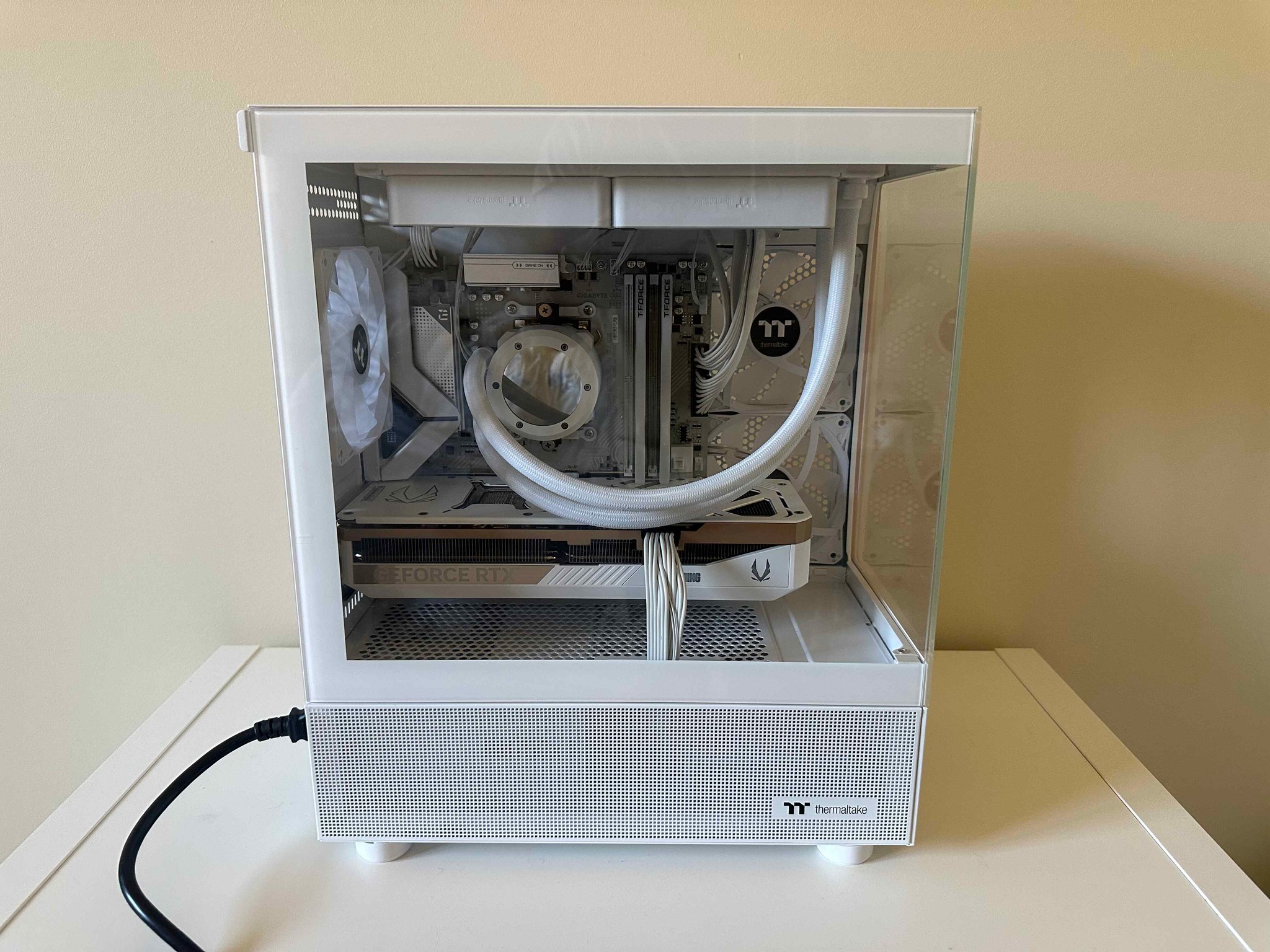 NEW All White Gaming PC - RTX 5070 Ti | Ryzen 7 7800X3D | 2TB SSD | 32GB DDR5