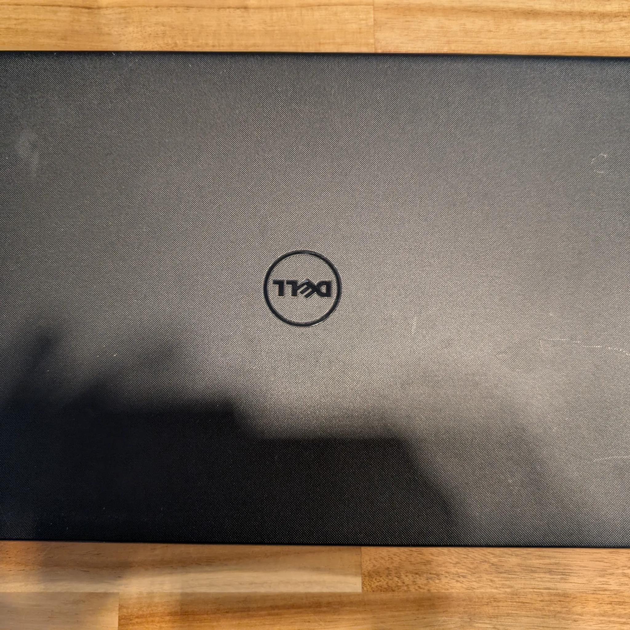 Dell Inspiron 15 3567 Intel 7th Gen i5 2.5 GHz 16GB RAM 512GB SSD Windows 10 Home