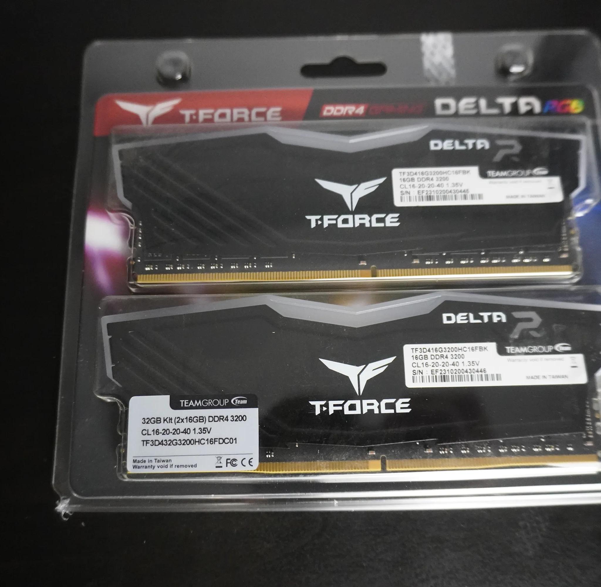 TEAMGROUP T-Force Delta RGB DDR4 32GB 3200MHz (Black)