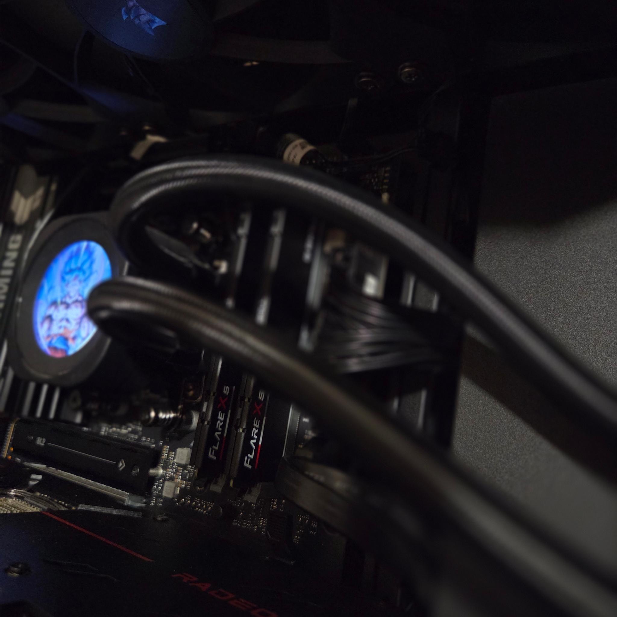 👑KingPin👑 | RX 7900XTX 24Gb |  Ryzen 9 7900X | 32GB DDR5 | LCD | 3TB | GOLD