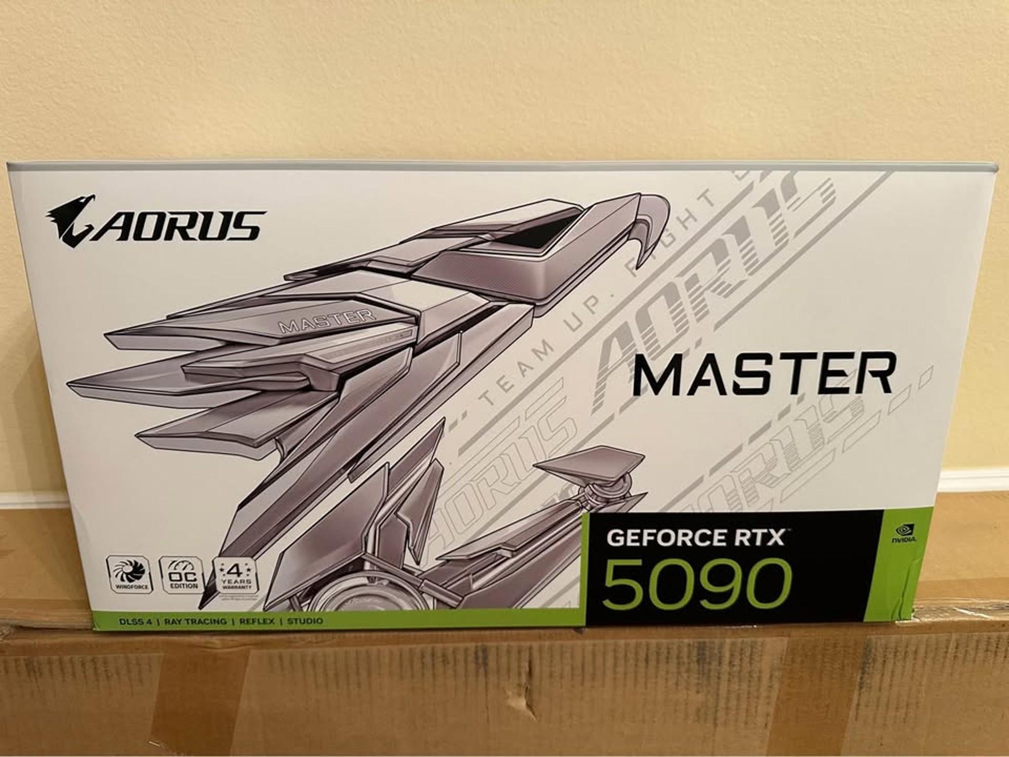 GIGABYTE AORUS GeForce RTX 5090 MASTER ICE 32G