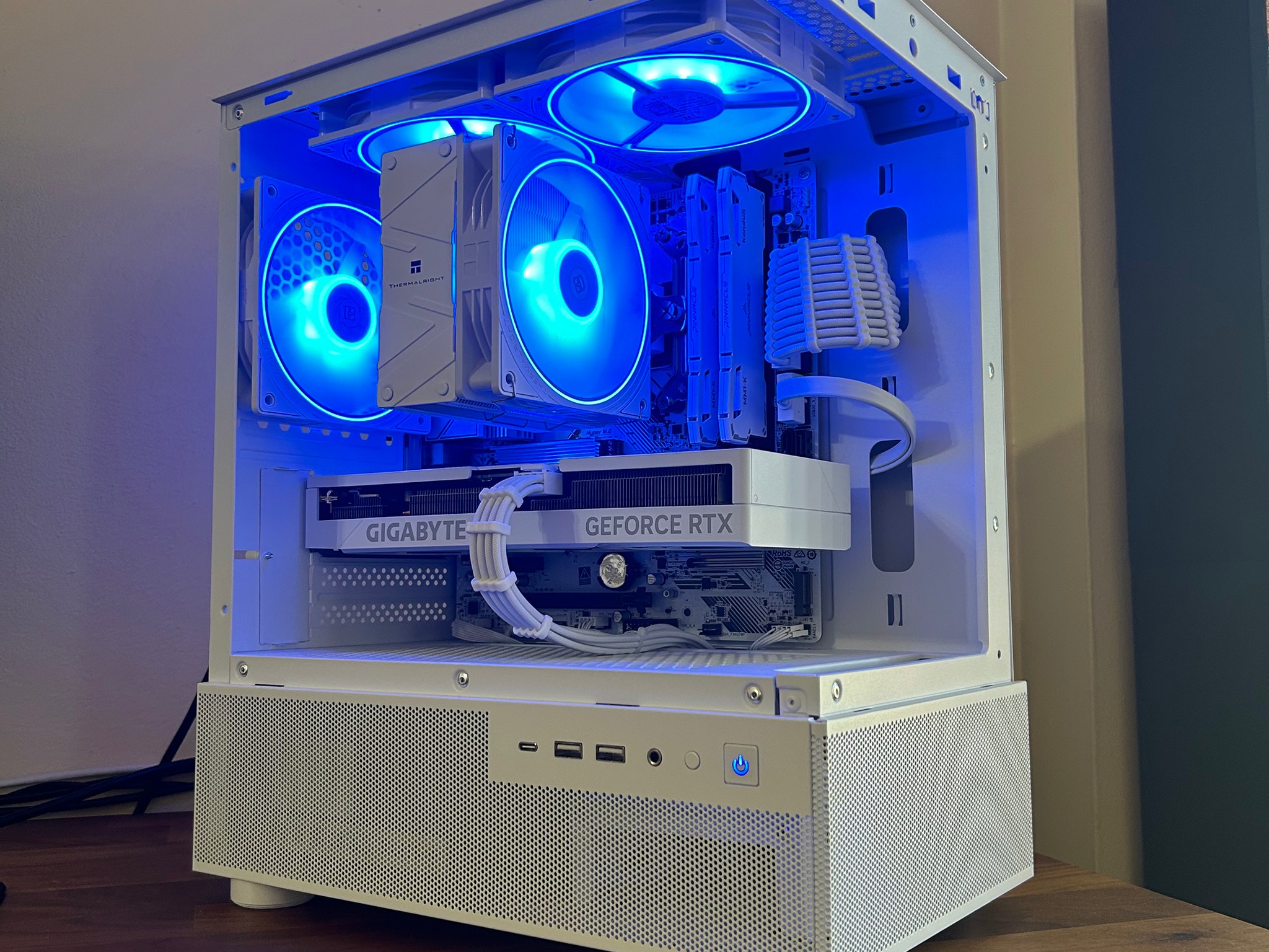 *BLACK FRIDAY SALE* RTX 4060ti | Ryzen 5 5600X | 1TB SSD | 32GB DDR4 | The Officer Elite