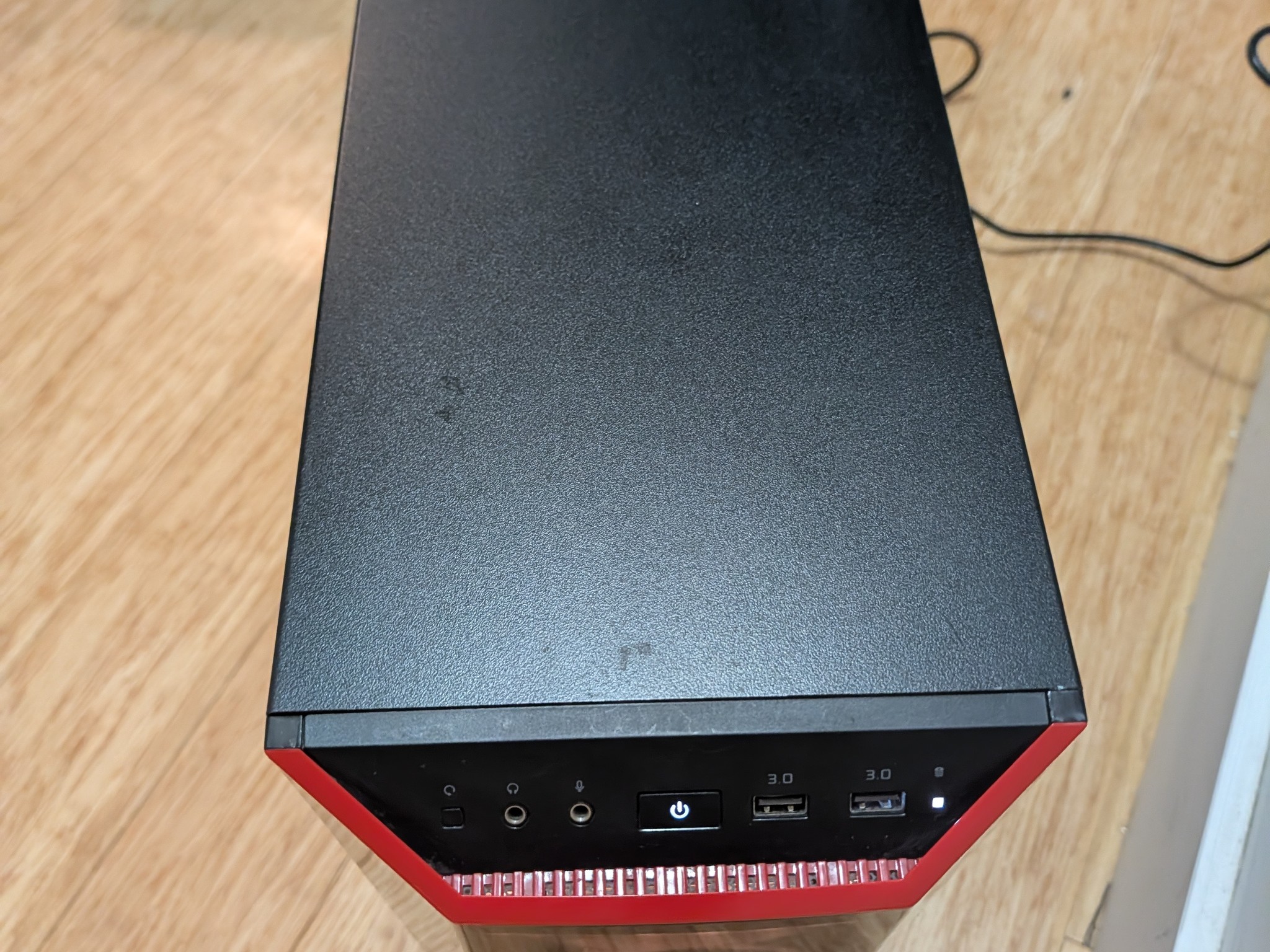 Custom CyberPower Gaming PC | RX 6600 | I7 8700 | 16GB | 1TB NVME | Windows 11 |