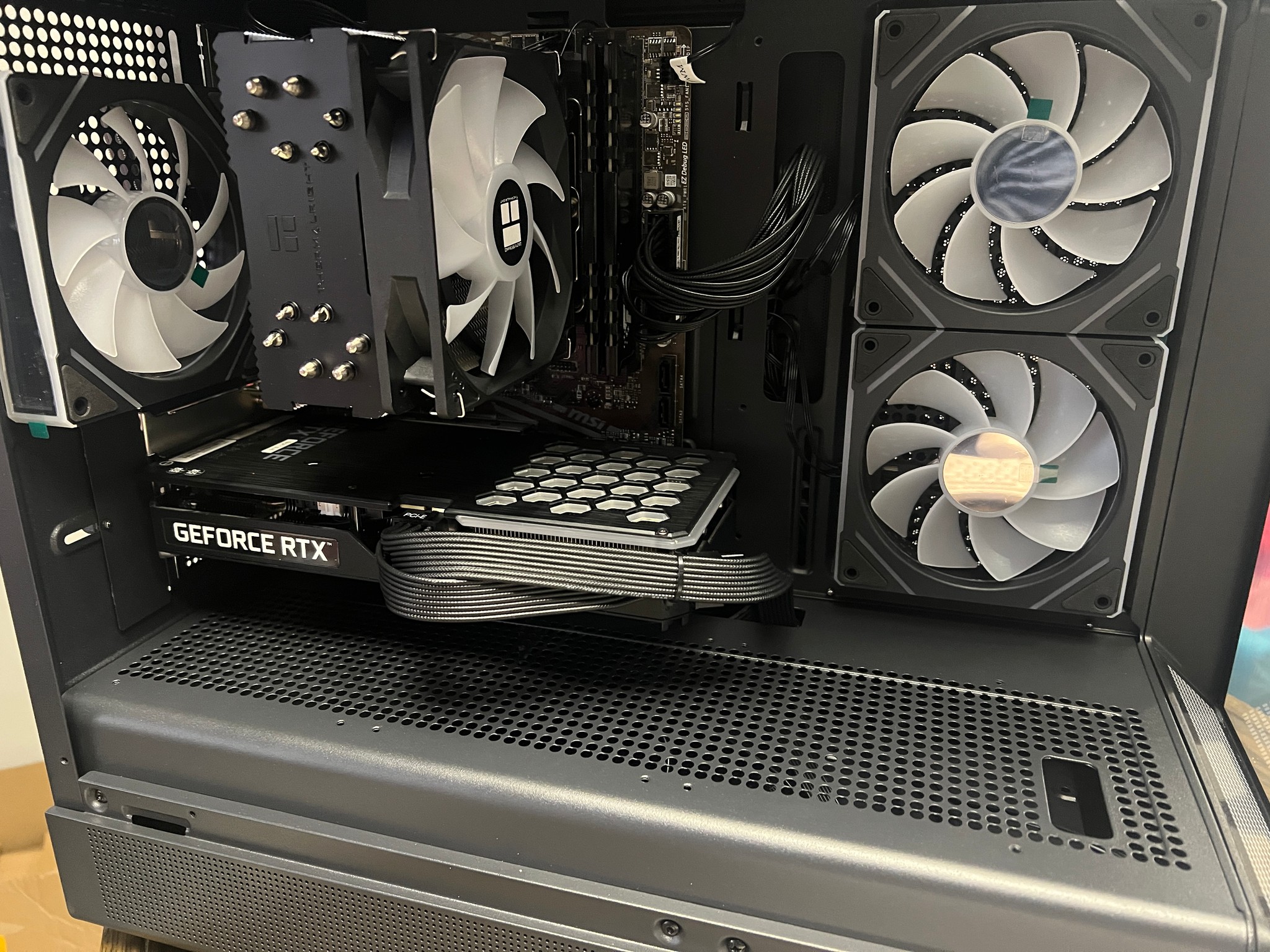 Ryzen 7 5700x| RTX 3060 | 16GB DDR4