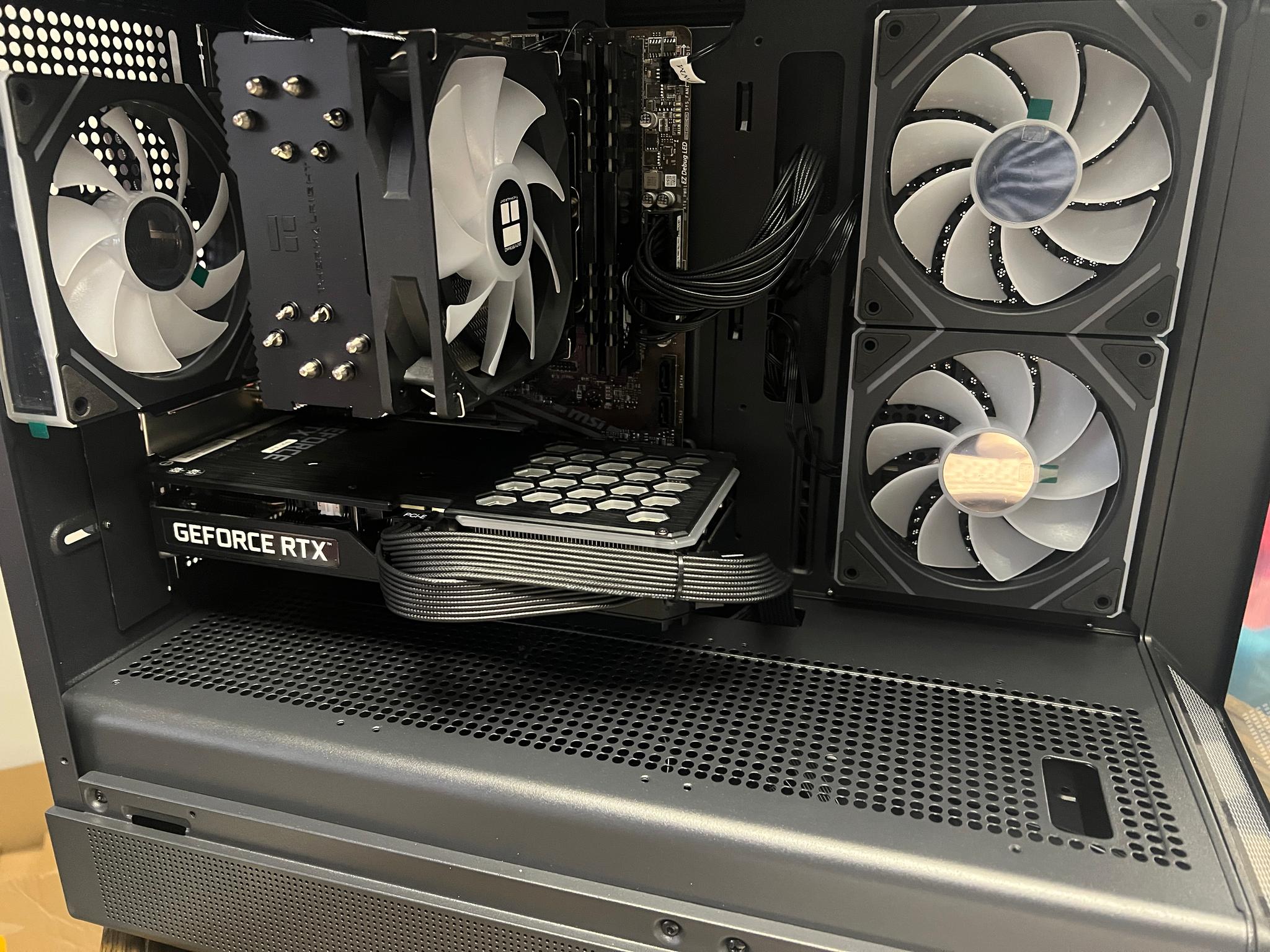Ryzen 7 5700x| RTX 3060 | 16GB DDR4