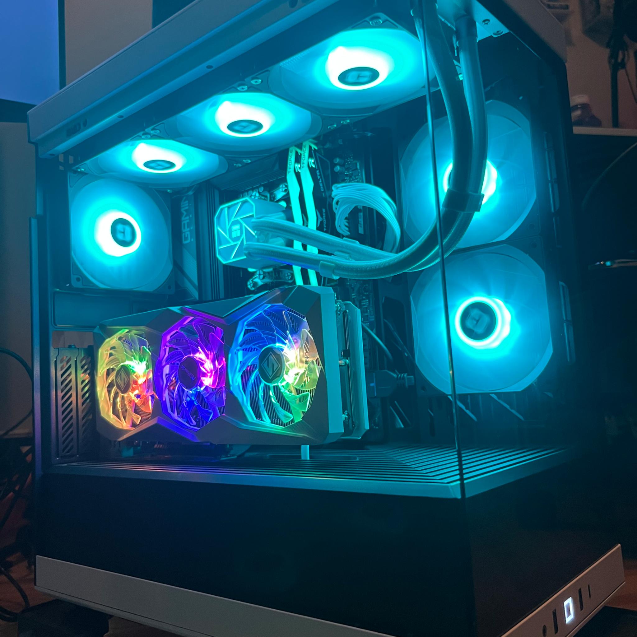 Panda [Ryzen 5 7600X/Radeon 7600XT/2TB NVMe/850W PSU/Win 11 Pro]