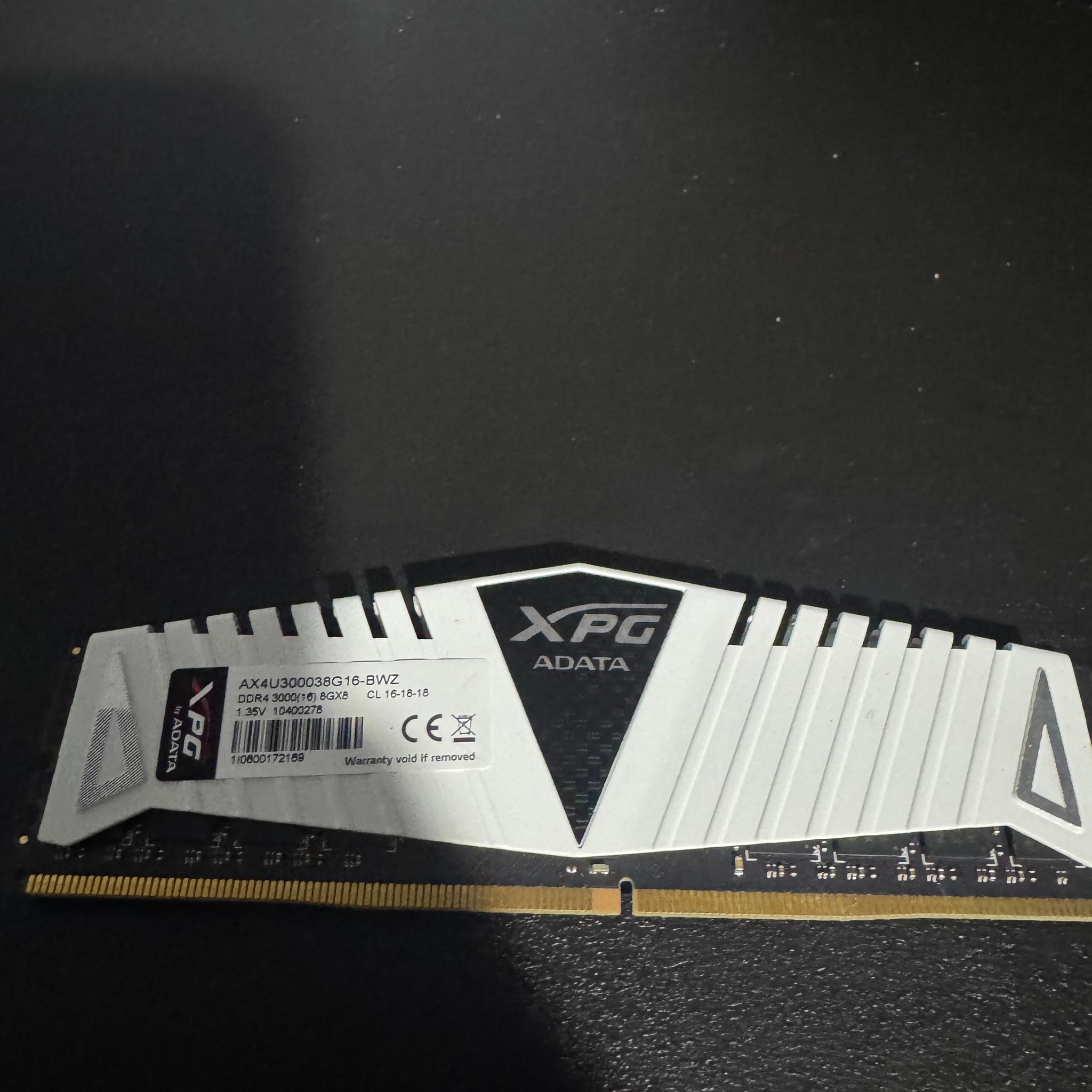 ADATA 8GB DDR4 3000MHz CL16 White RAM Stick – Tested & Working
