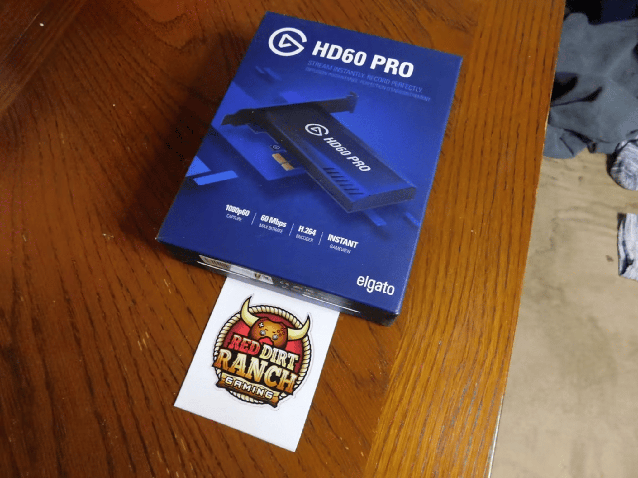 Elgato HD60 Pro1080p60 Capture and Passthrough, PCIe Capture Card, Low-Latency Technology