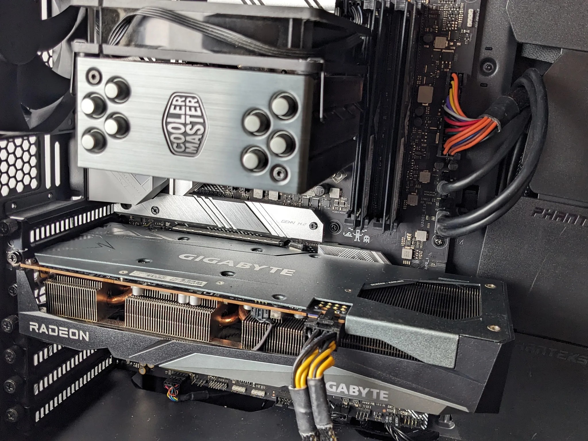 GamerSxin Custom 6600 XT 11600K 16GB 3200mhz 1TB NVMe