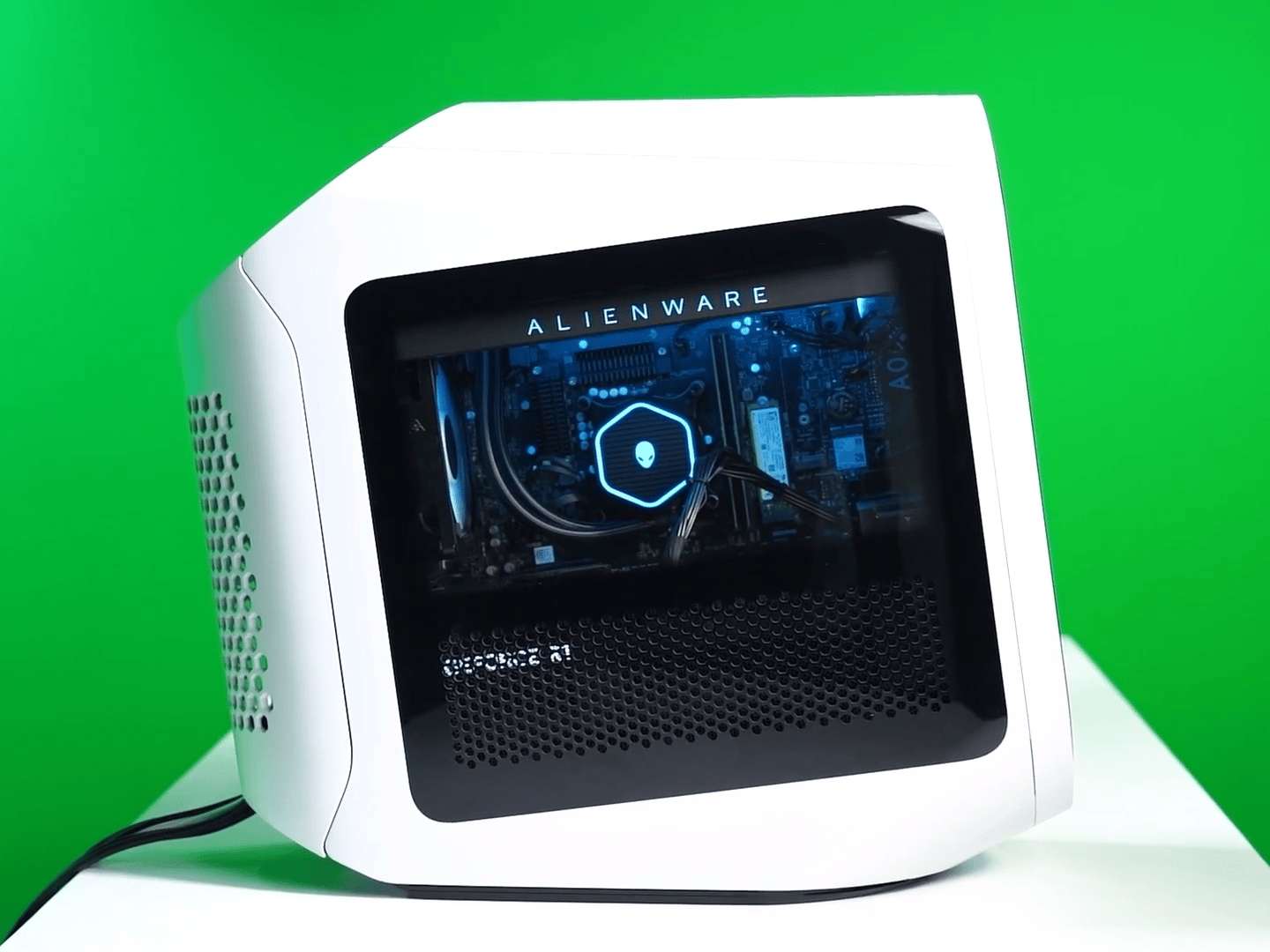 Gaming PC | RTX 4080 | I7 13700KF | 16 GB DDR5 | 1TBSSD + 4TB HDD