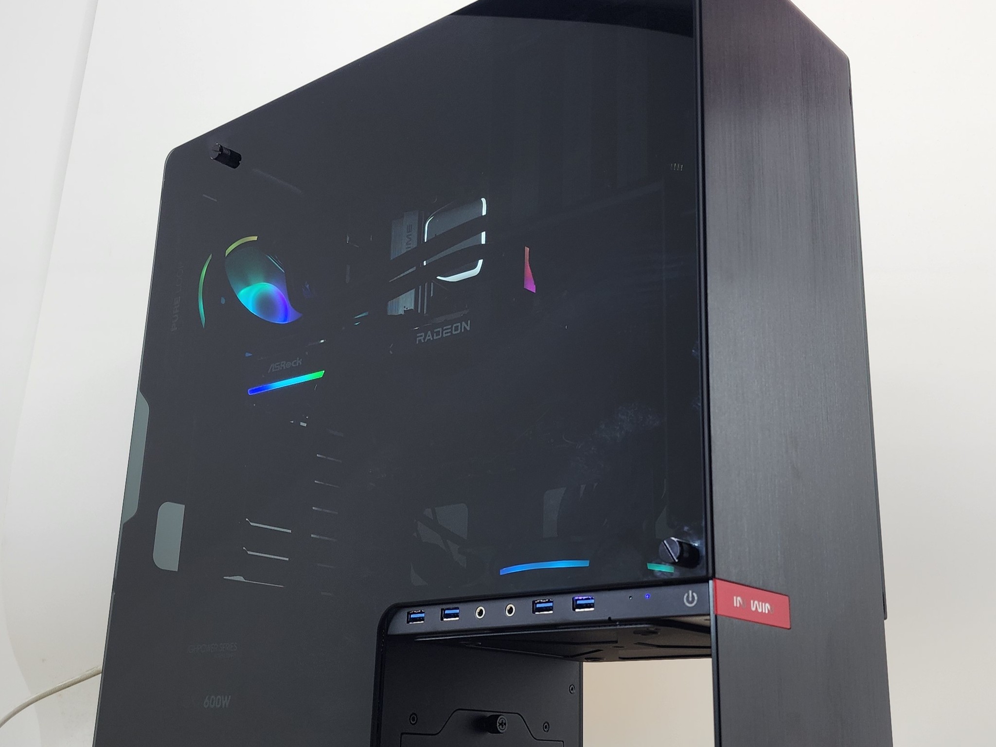 Gaming PC Ryzen 5 9600X 16GB RAM 500GB SSD RX 9060 8GB Windows 11 Computer
