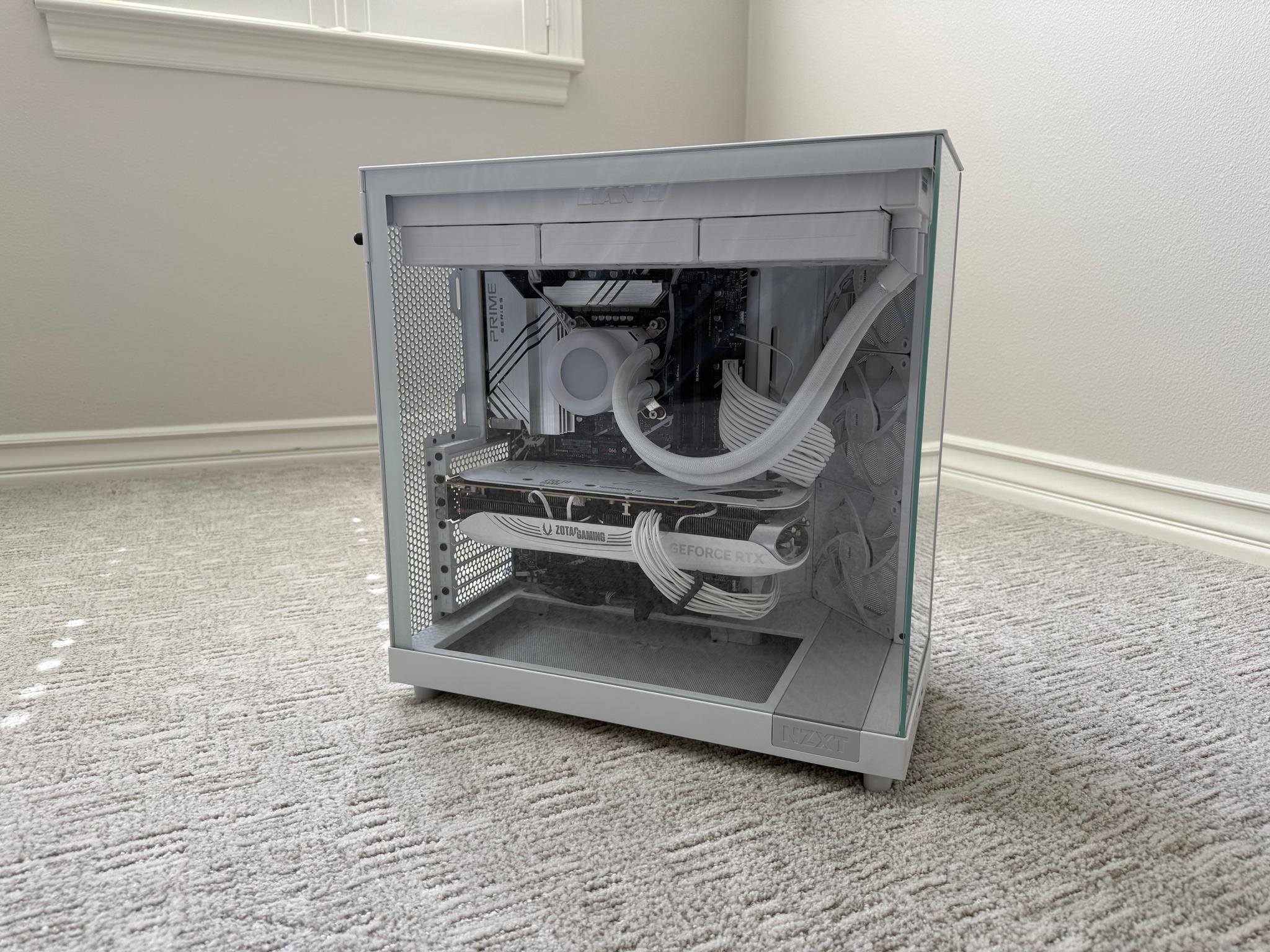 RTX 4080 Super White-Out Gaming PC