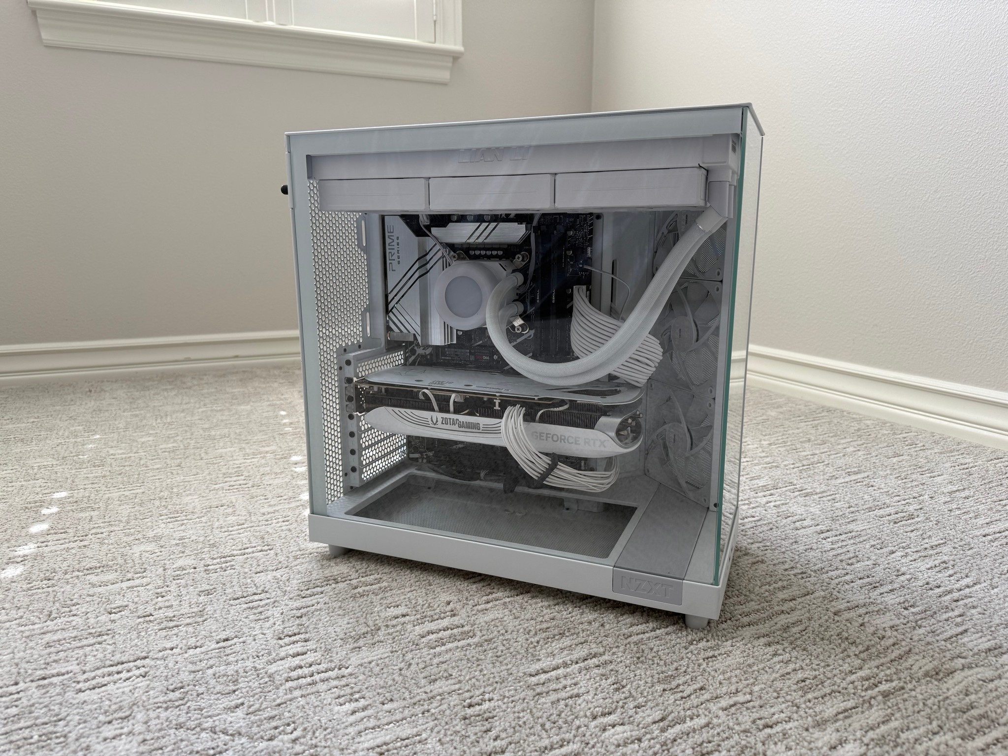 RTX 4080 Super White-Out Gaming PC