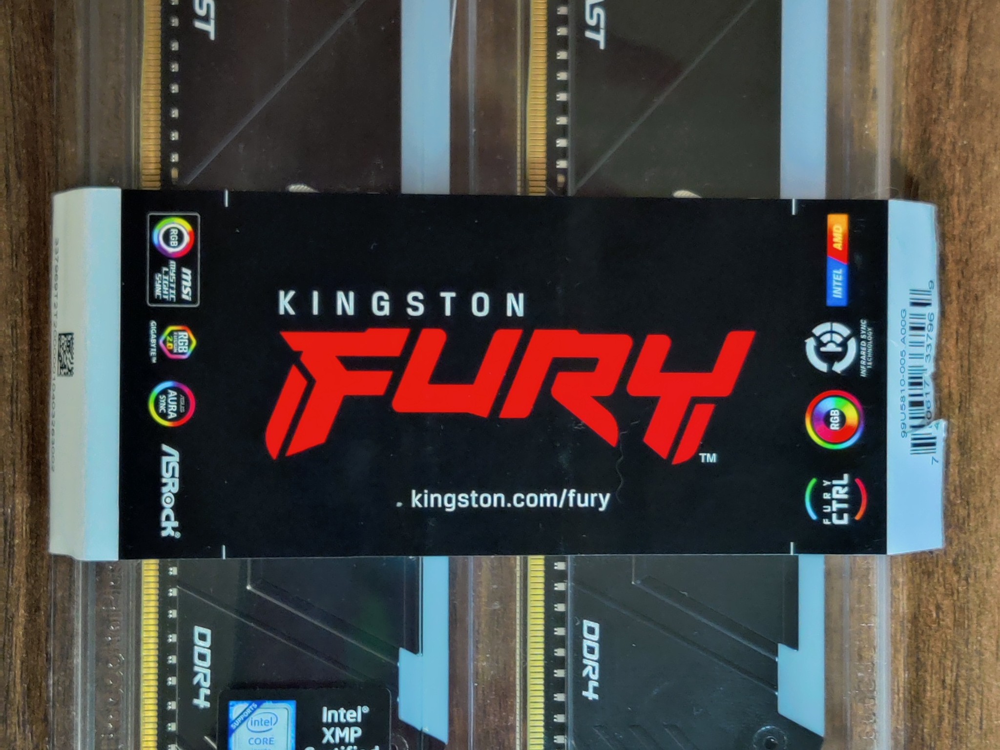 32GB DDR4 3200 Kingston FURY Beast RGB