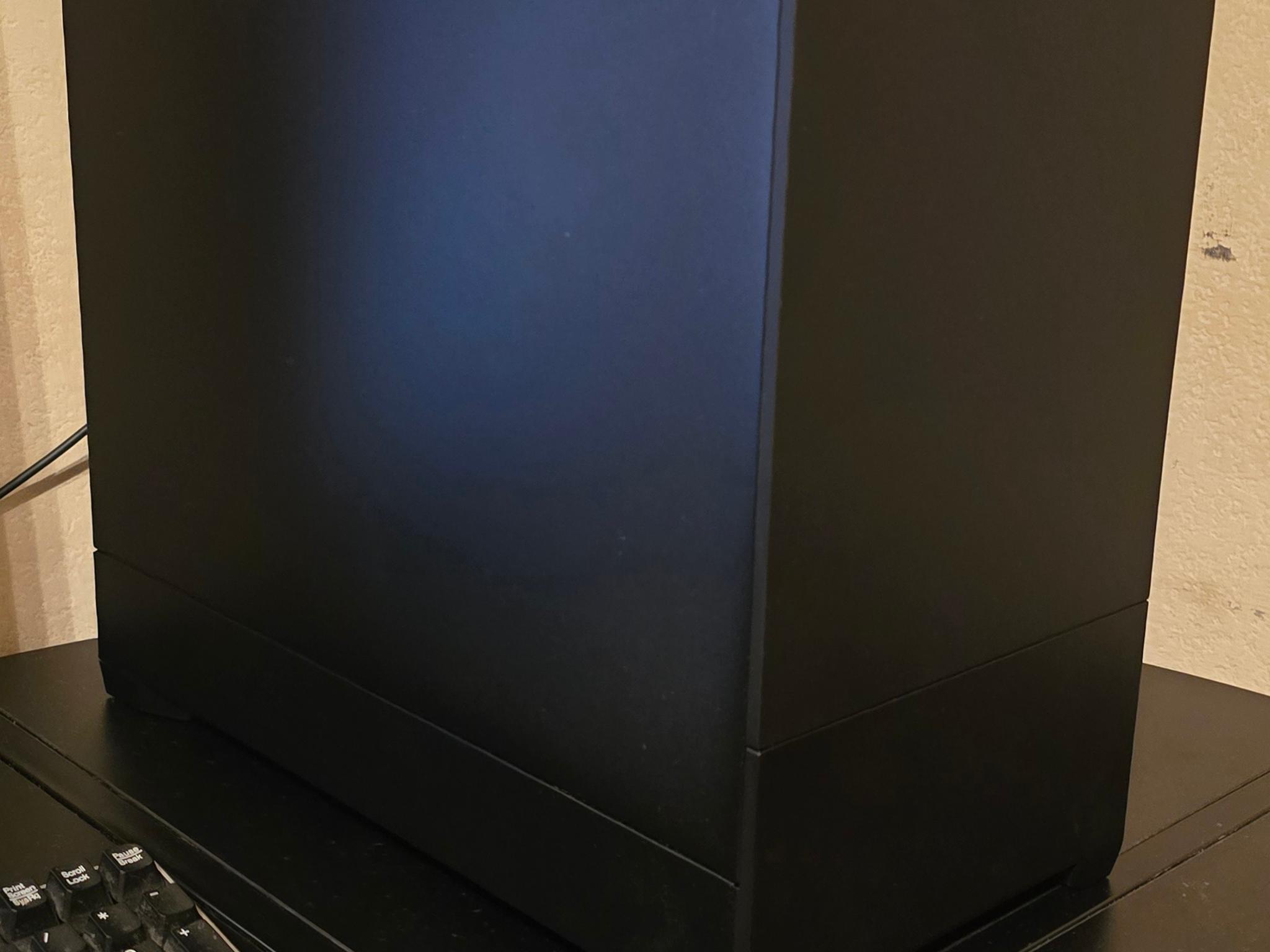 "Monolith" Custom Gaming PC - Intel i7-9700 @ 4.7GHZ/1080ti 11GB