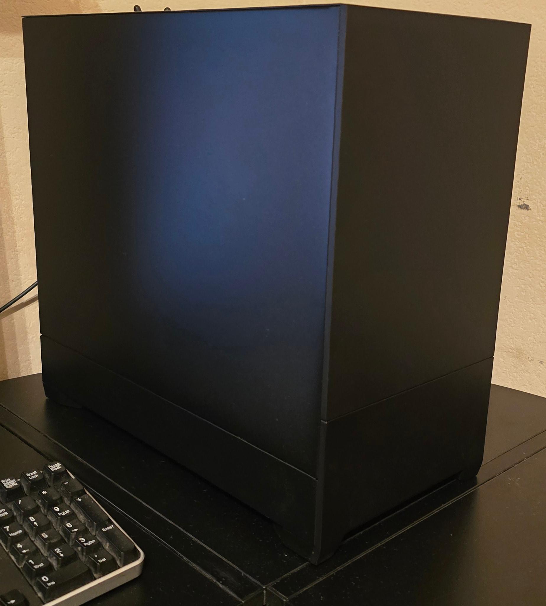 "Monolith" Custom Gaming PC - Intel i7-9700 @ 4.7GHZ/1080ti 11GB