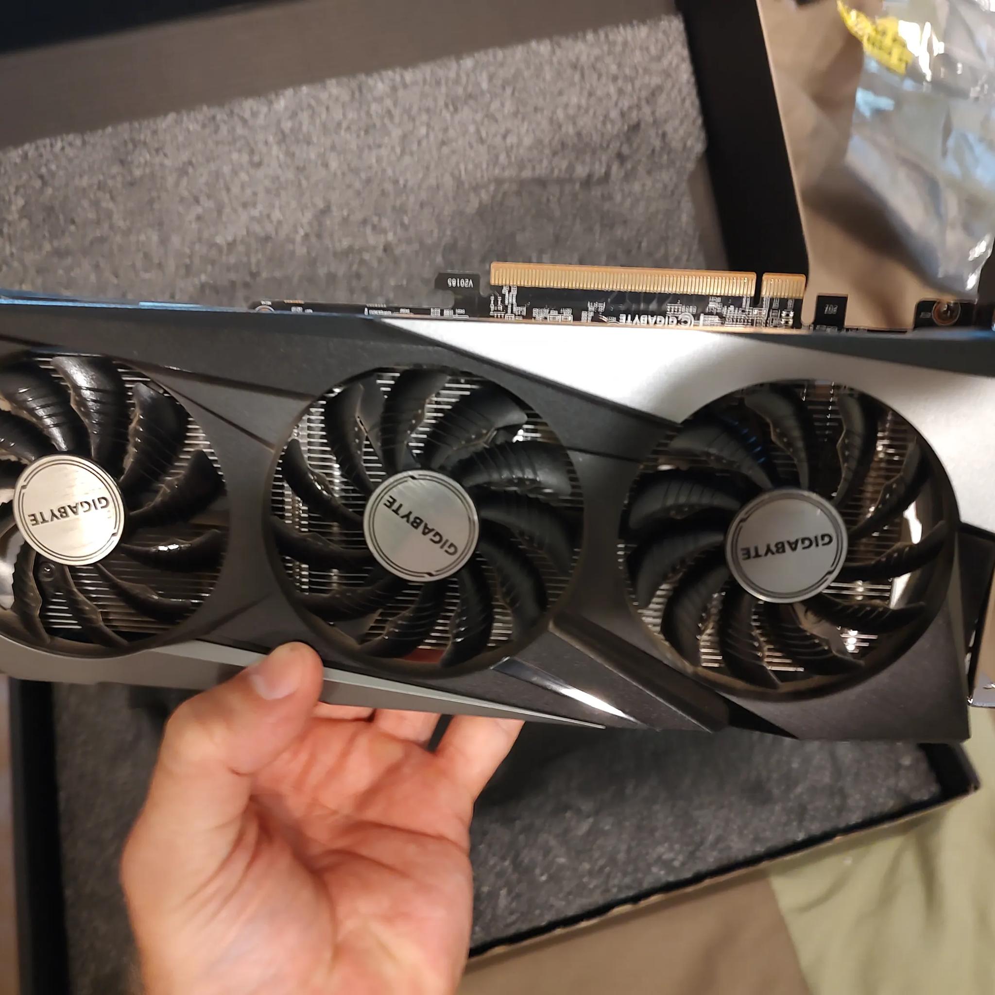 RX 6600 XT Gigabyte OC edition