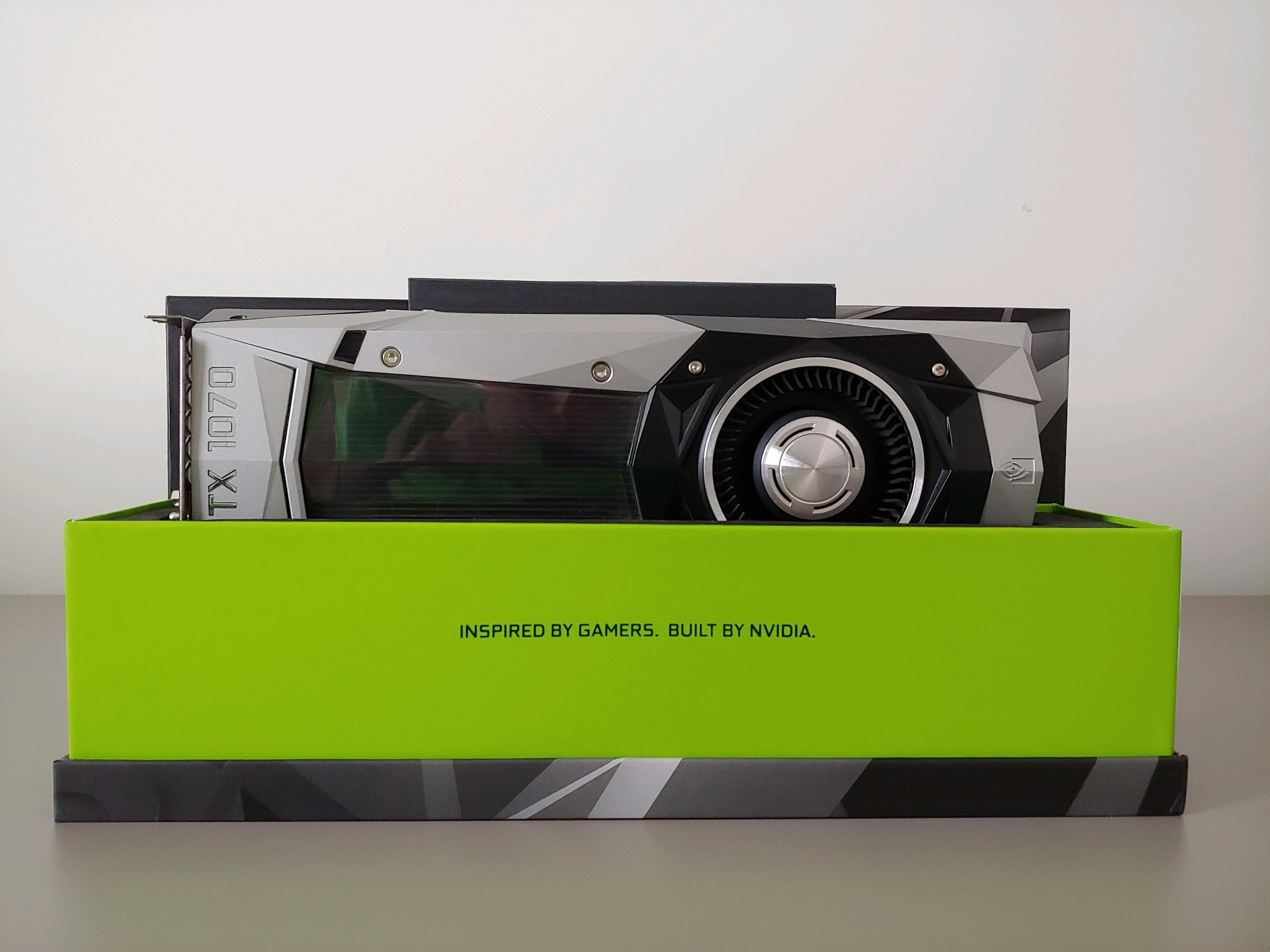 NVIDIA GTX 1070 Founders Edition – Tested, Clean, Original Box (SLI-Ready)